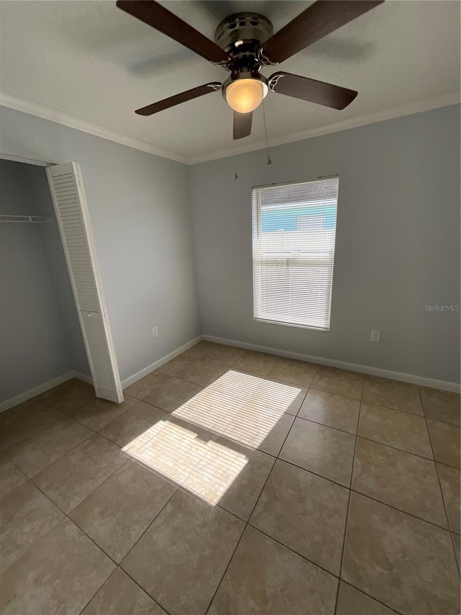 Image 9 of 23 For 1379 Burnley Court