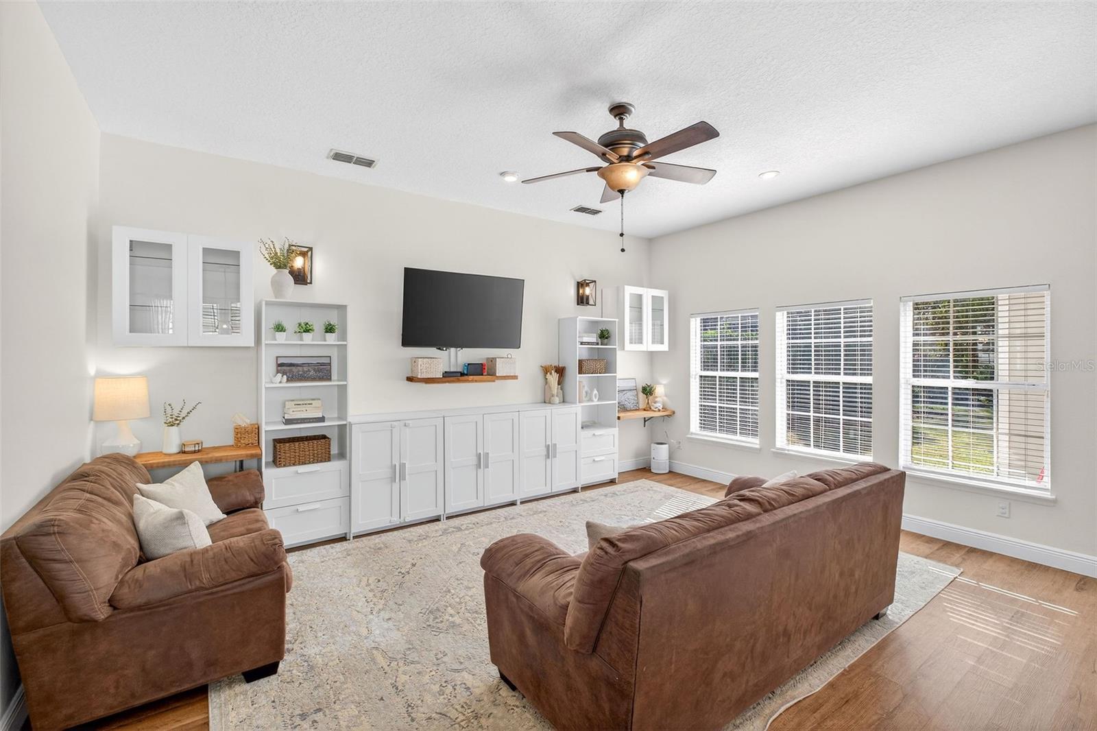 Image 3 of 50 For 1031 Jeater Bend Drive