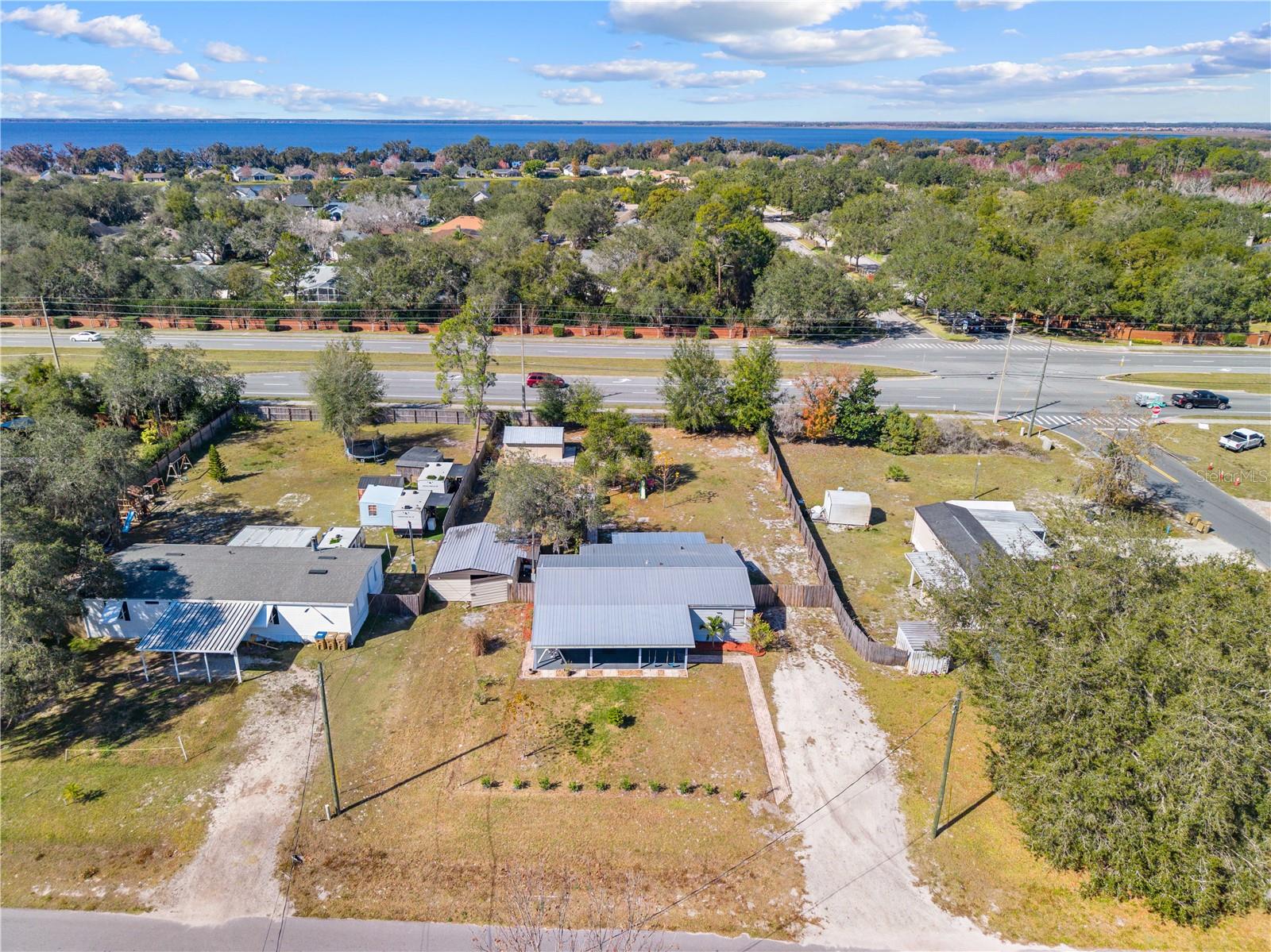 Image 43 of 53 For 200 Raintree Court