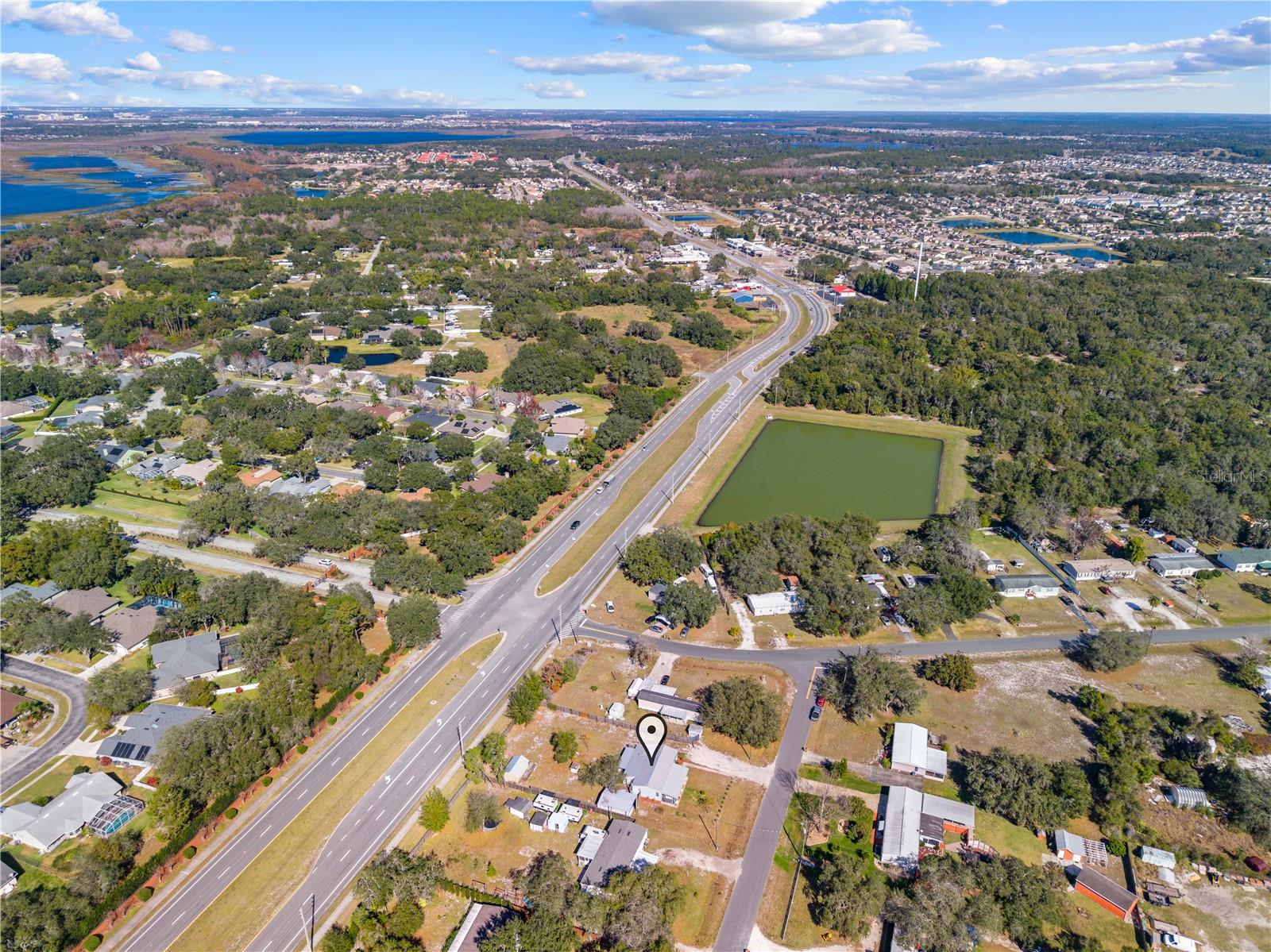 Image 48 of 53 For 200 Raintree Court