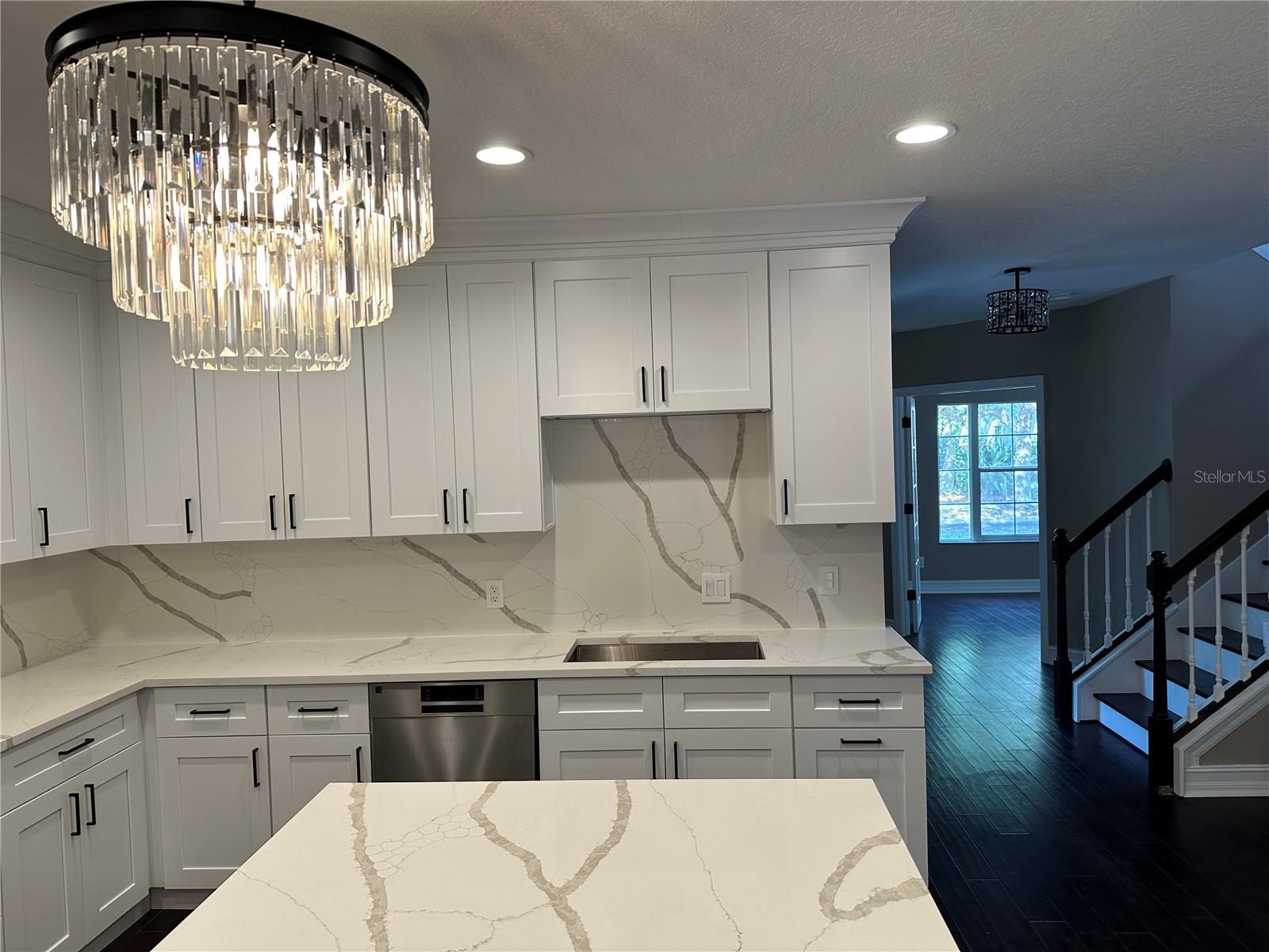 Image 3 of 17 For 1115 Damask Street