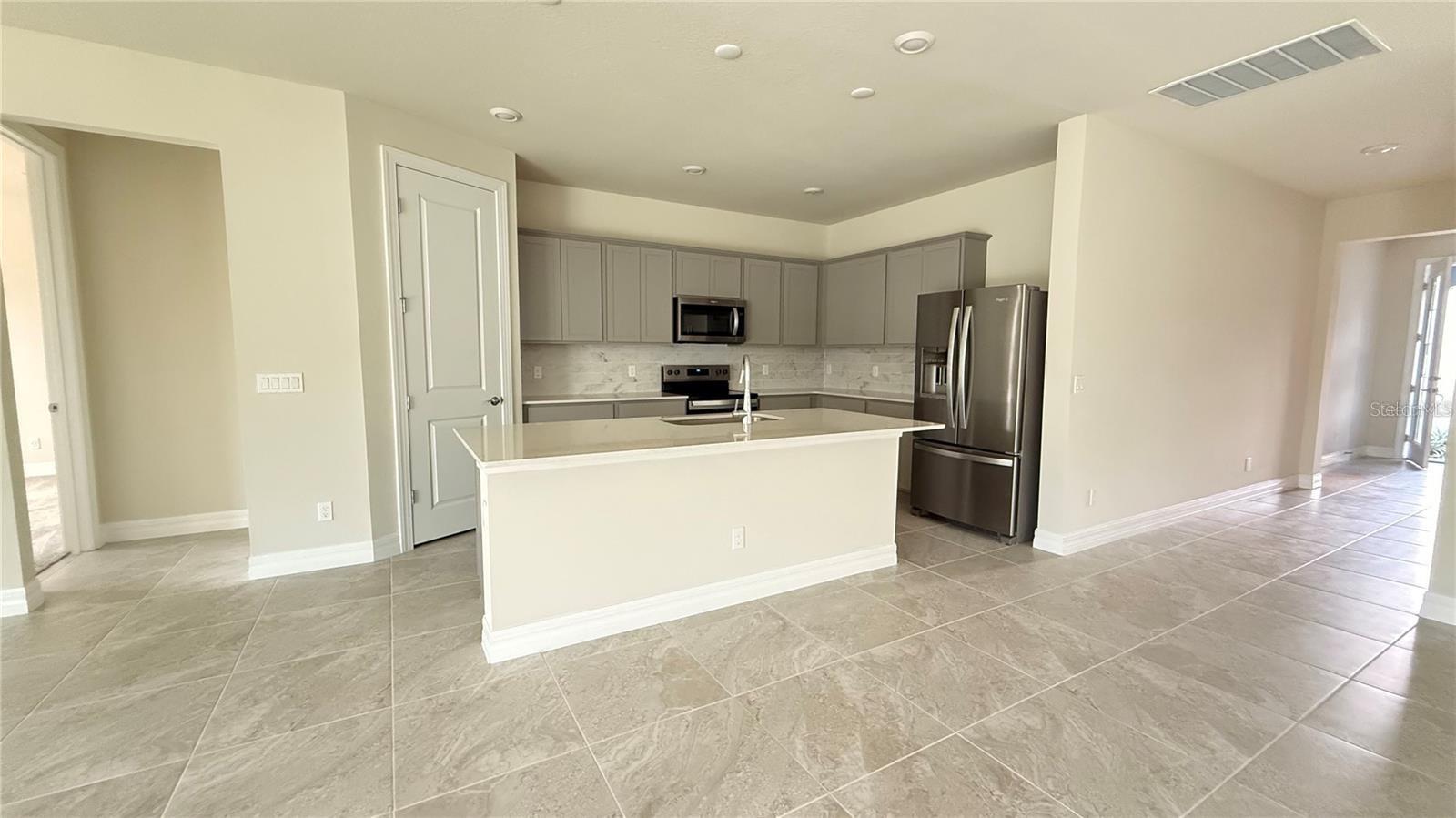 Image 4 of 18 For 1530 Groveline Road