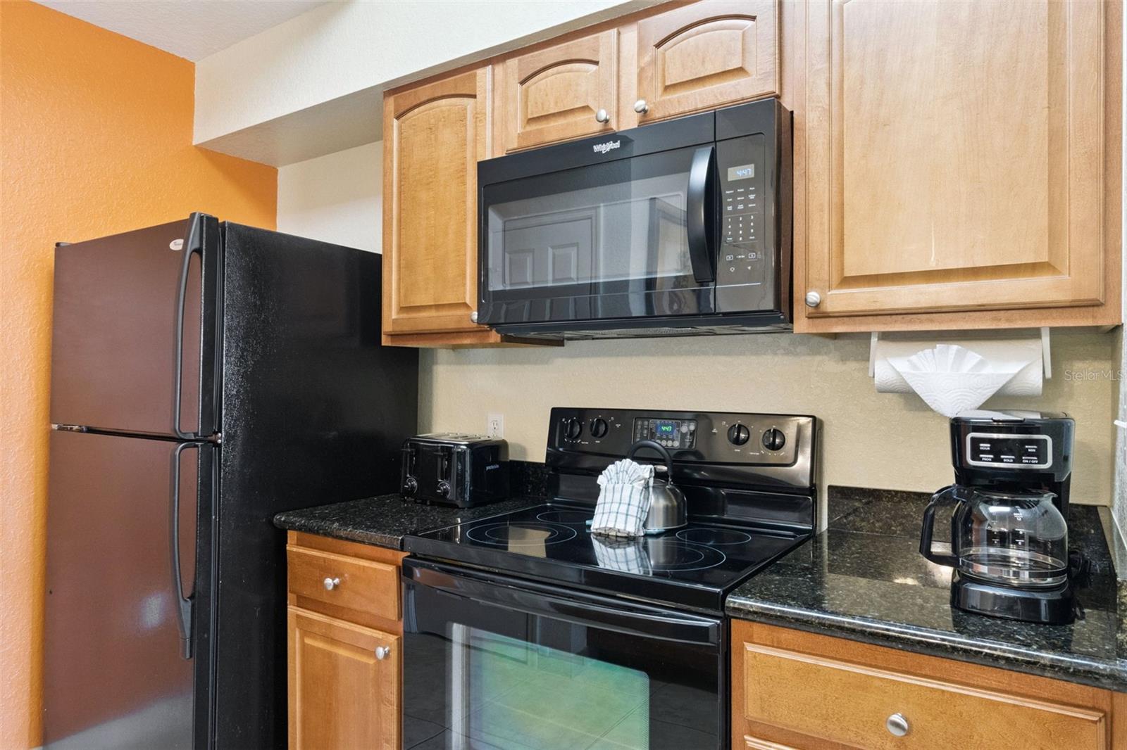 Image 10 of 54 For 8125 Resort Village Drive 51109