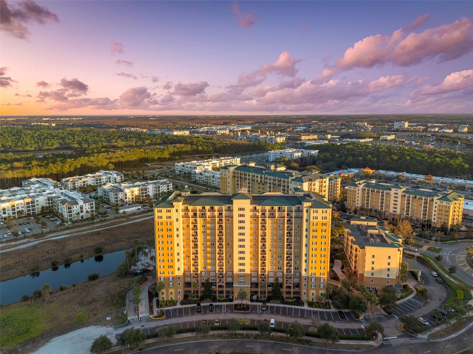 Image 25 of 54 For 8125 Resort Village Drive 51109