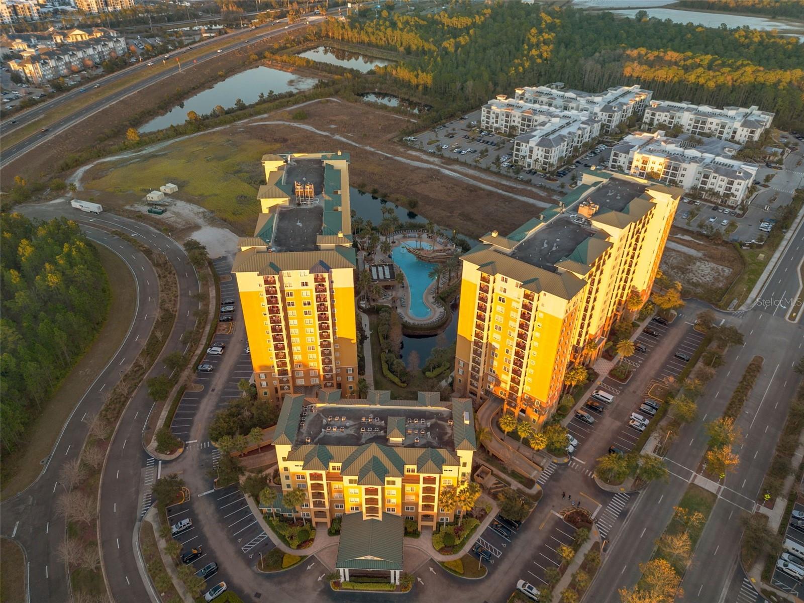 Image 28 of 54 For 8125 Resort Village Drive 51109