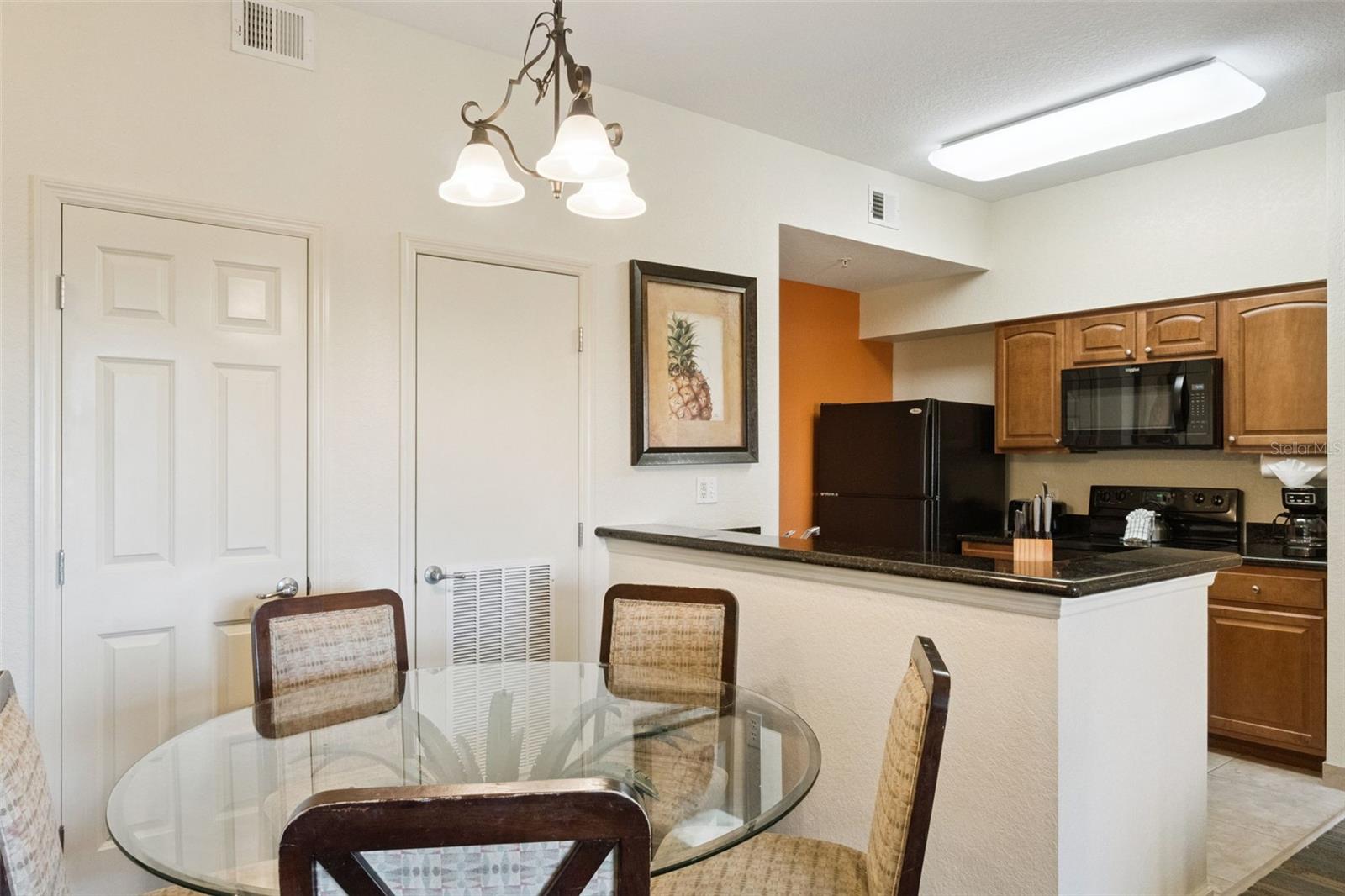 Image 7 of 54 For 8125 Resort Village Drive 51109