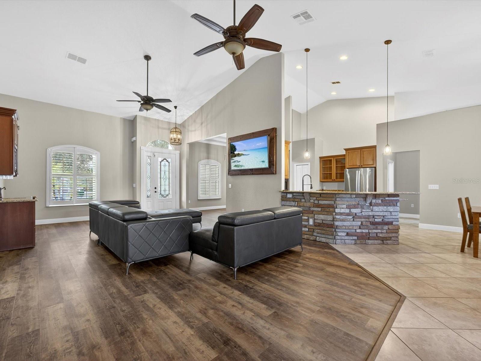 Image 14 of 56 For 101 Lena Ann Drive