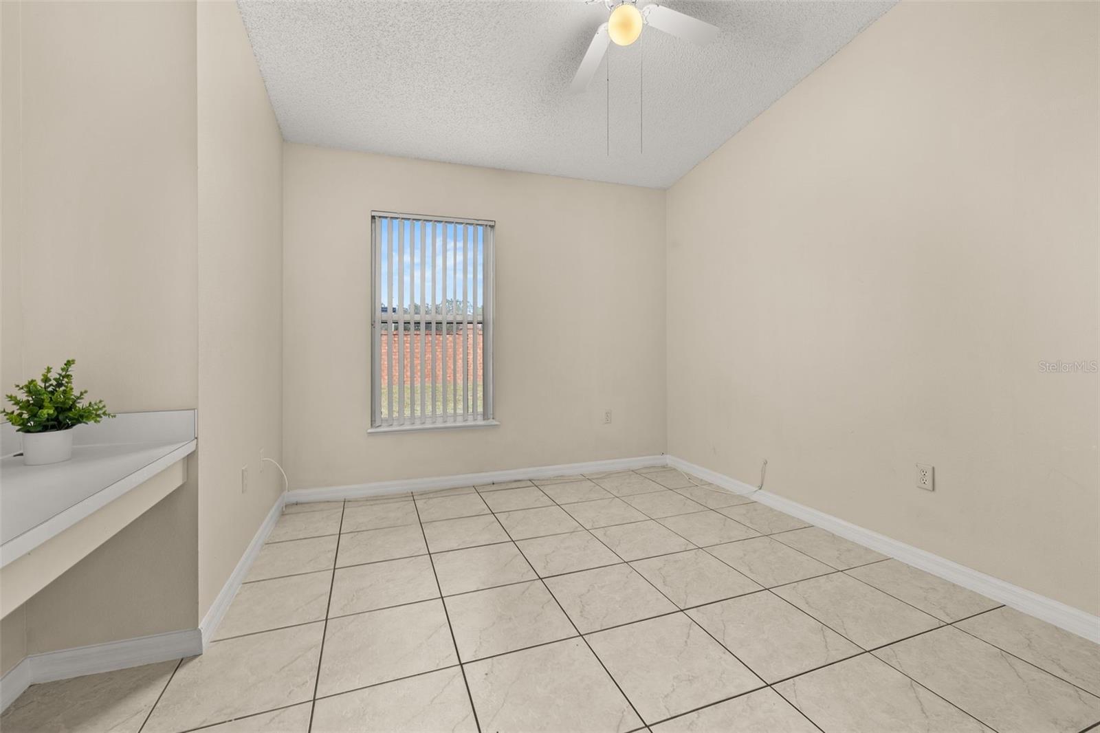 Image 23 of 35 For 2533 Quail Park Terrace