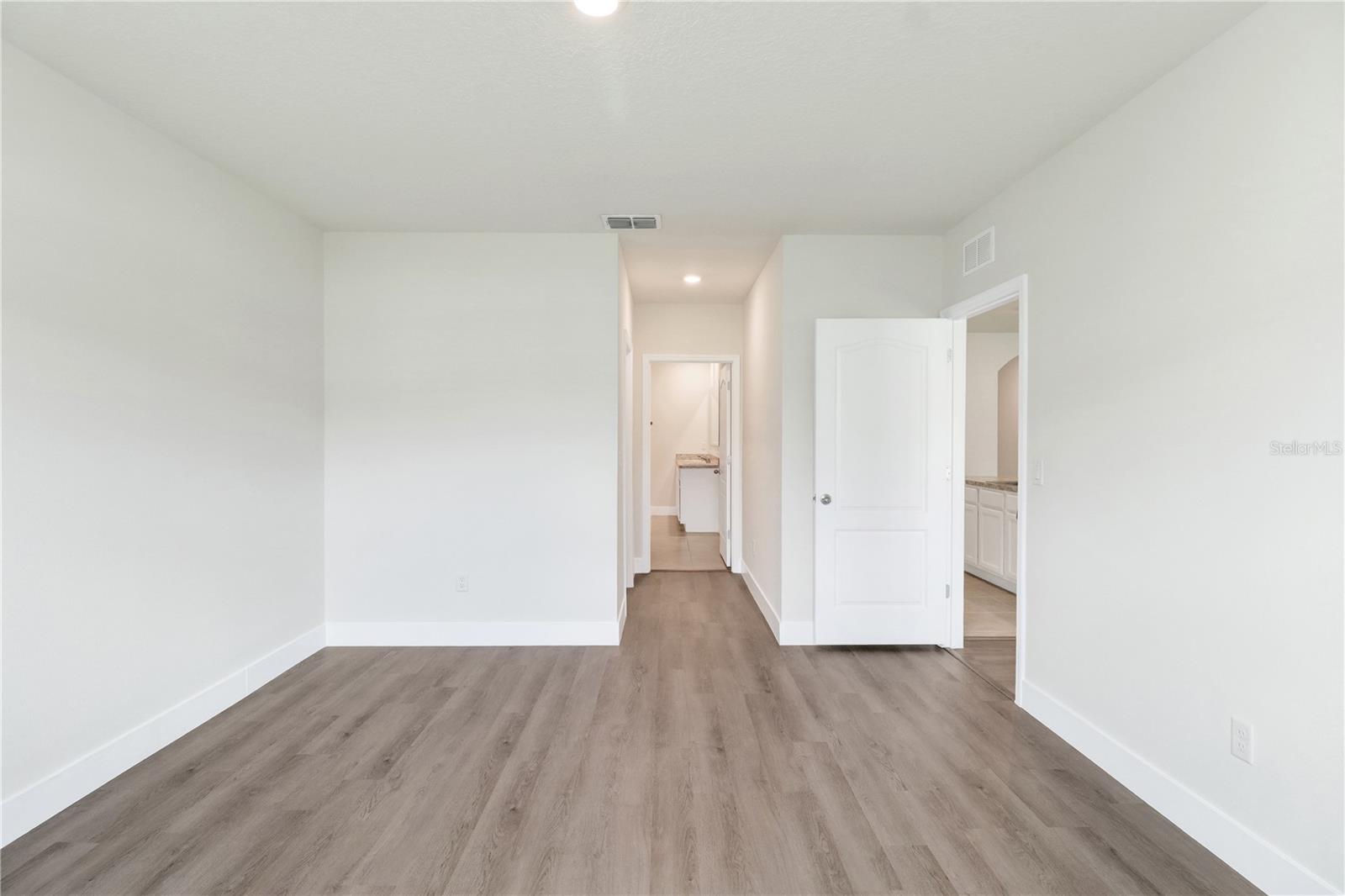 Image 18 of 34 For 1274 Iguana Loop