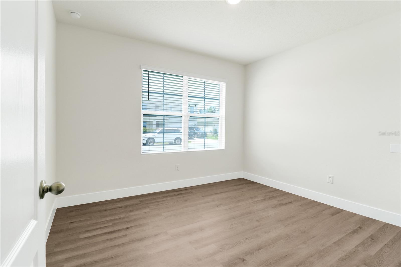 Image 5 of 34 For 1274 Iguana Loop