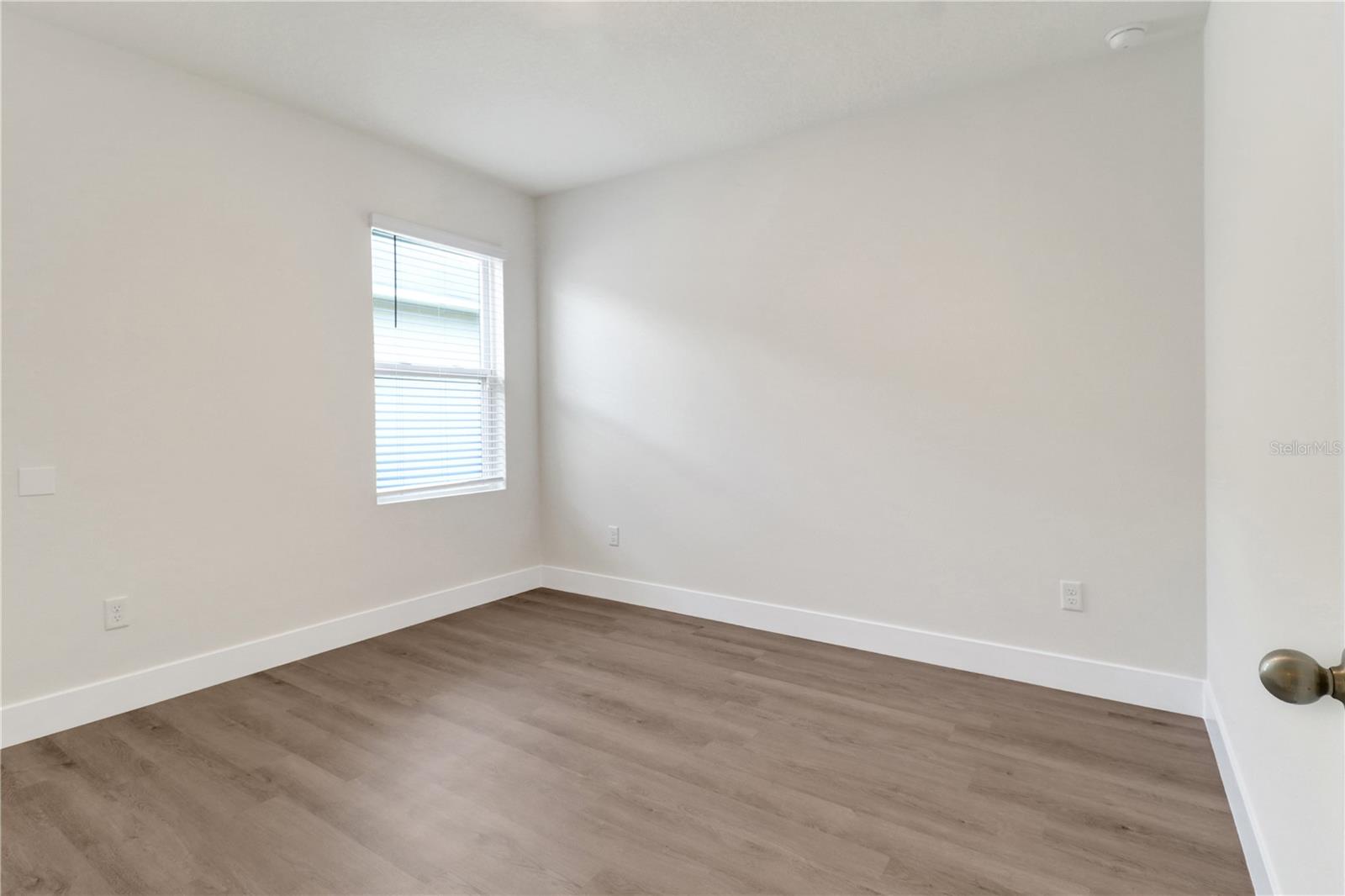 Image 8 of 34 For 1274 Iguana Loop