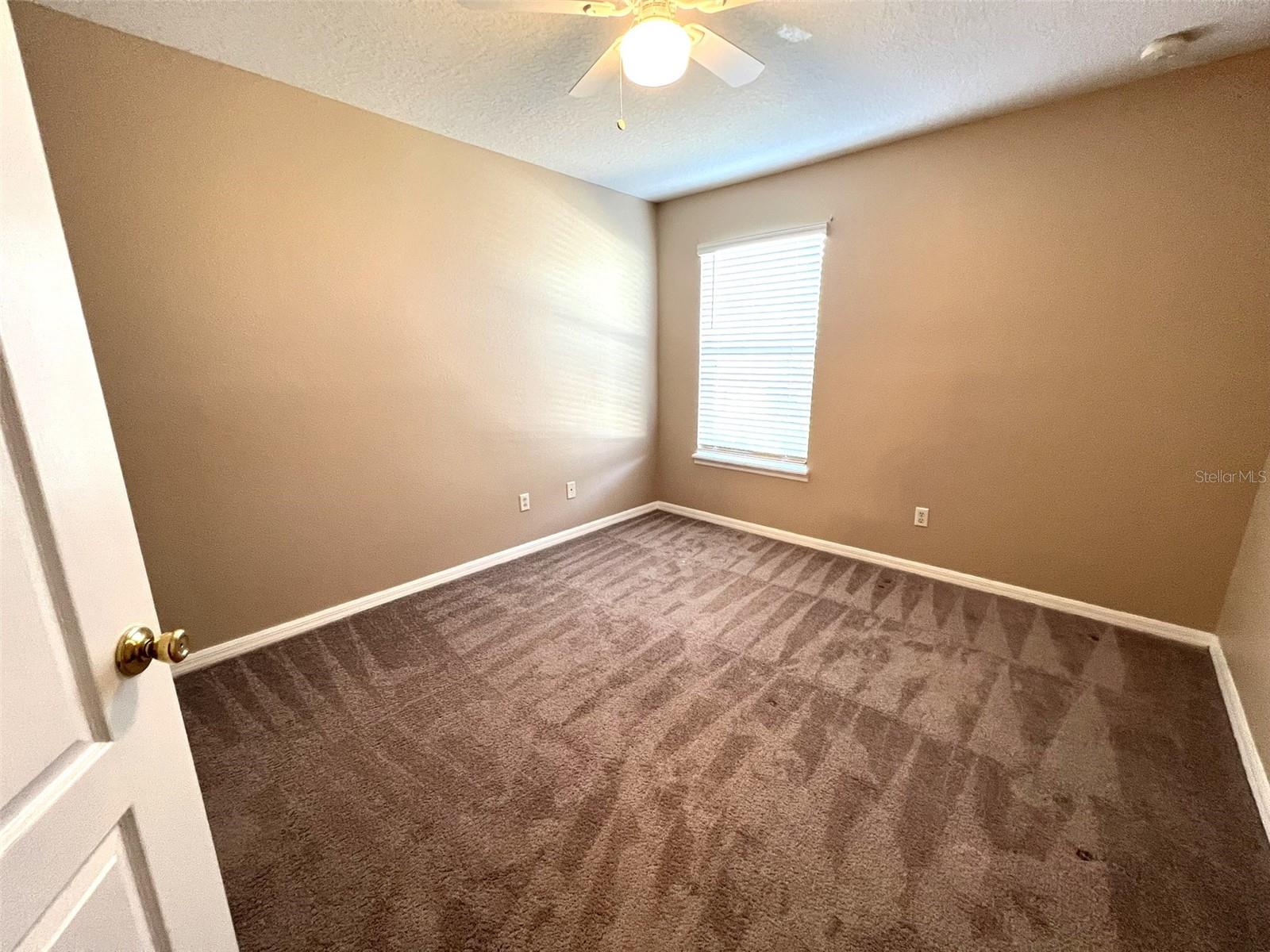 Image 19 of 26 For 2049 Ribbon Falls Parkway