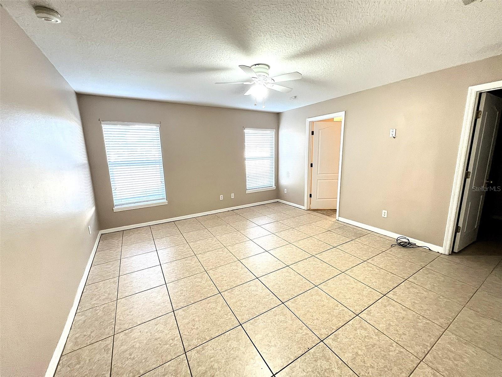 Image 9 of 26 For 2049 Ribbon Falls Parkway