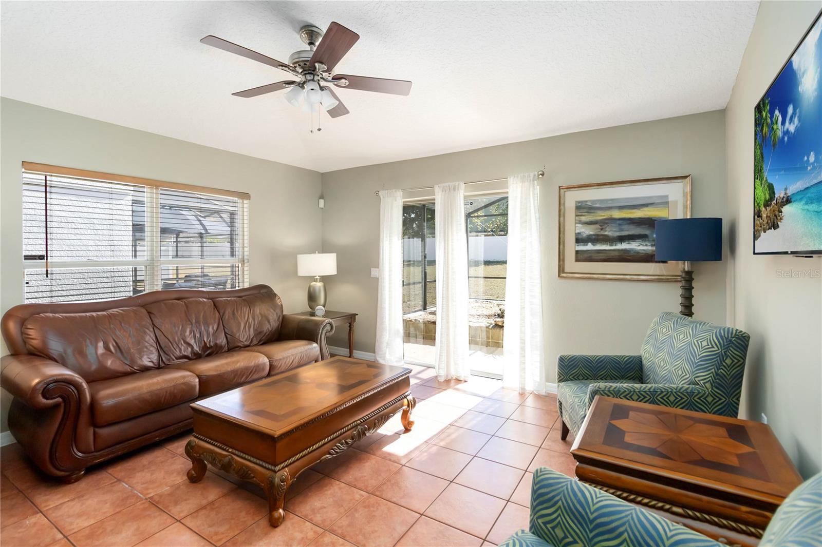 Image 12 of 29 For 183 Jocelyn Drive