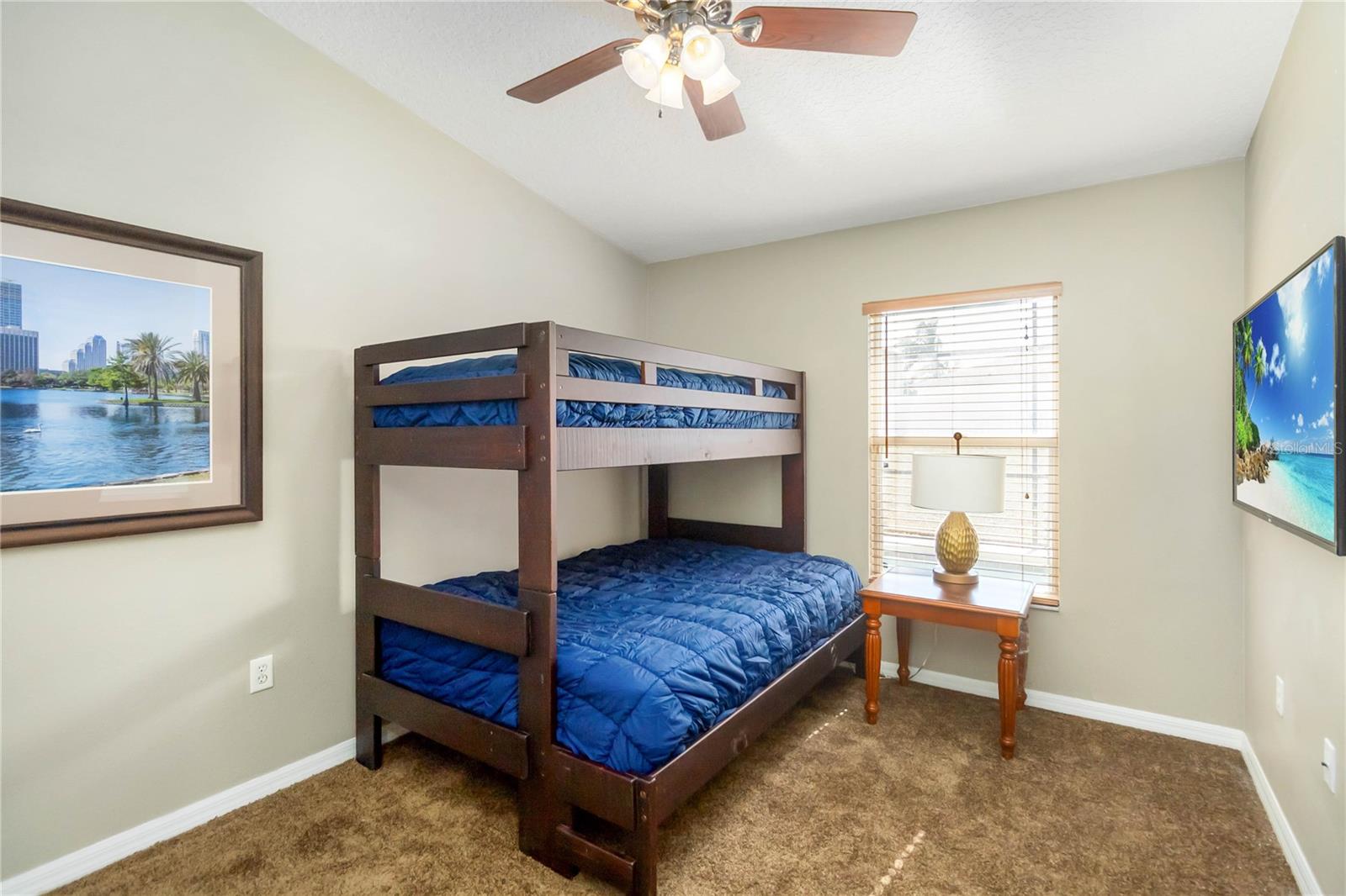 Image 17 of 29 For 183 Jocelyn Drive