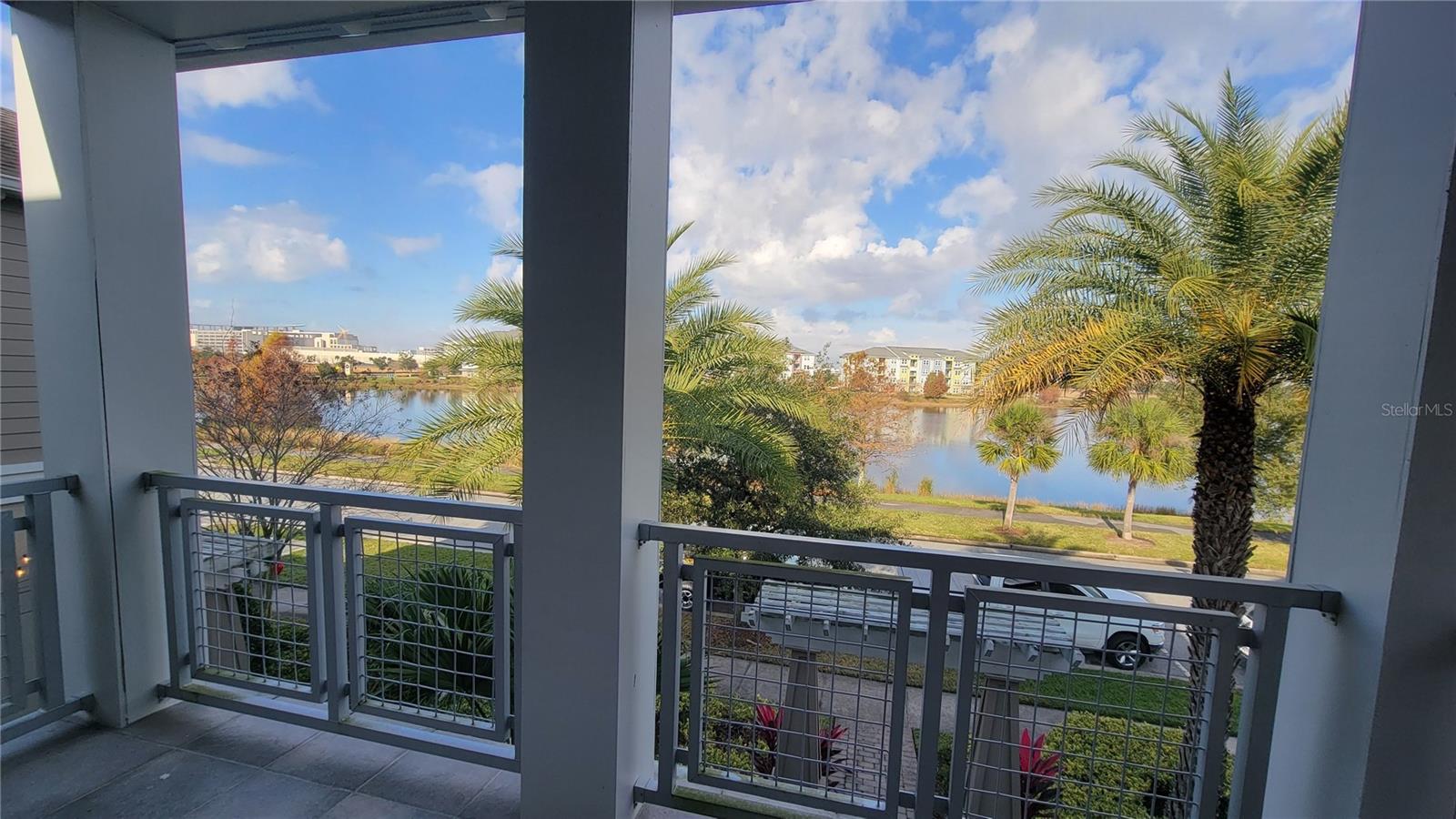 Image 21 of 42 For 13833 Benavente Avenue