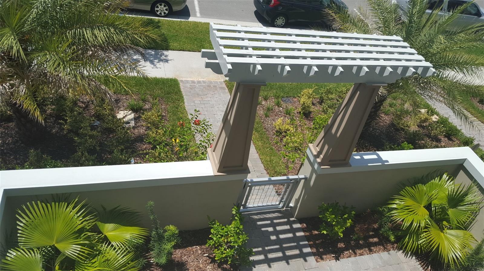 Image 22 of 42 For 13833 Benavente Avenue