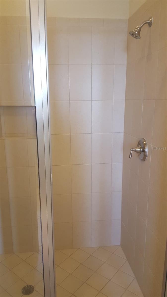 Image 26 of 42 For 13833 Benavente Avenue