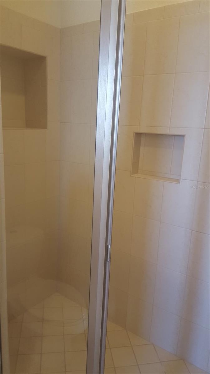 Image 27 of 42 For 13833 Benavente Avenue