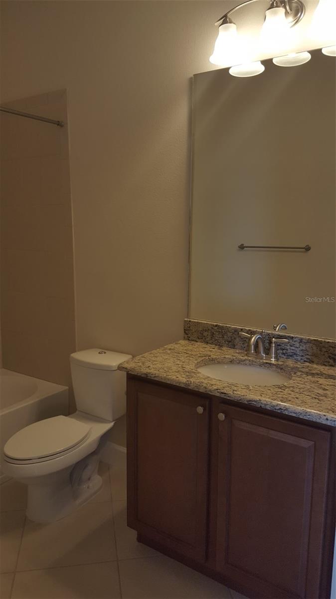 Image 34 of 42 For 13833 Benavente Avenue