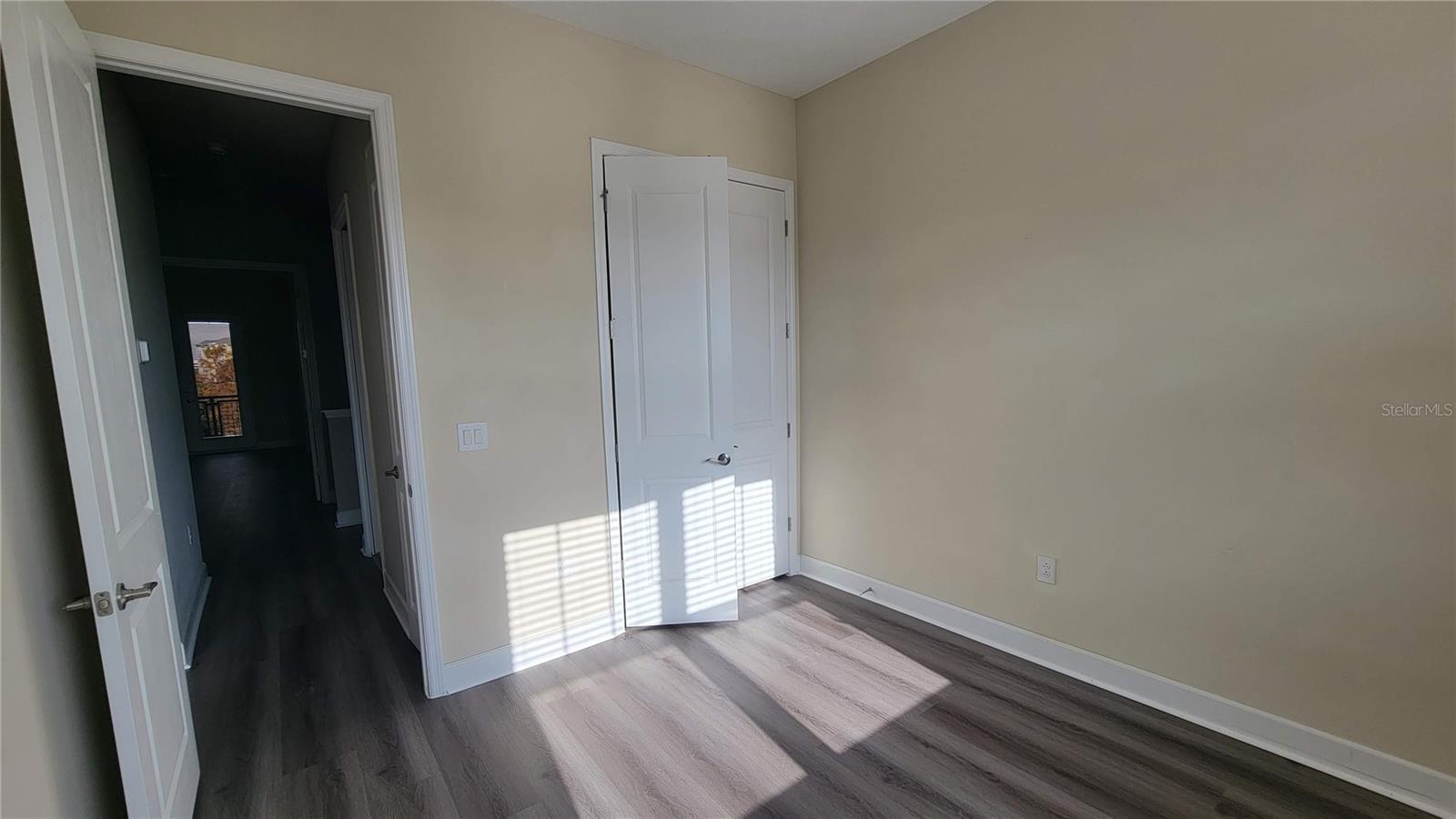 Image 37 of 42 For 13833 Benavente Avenue