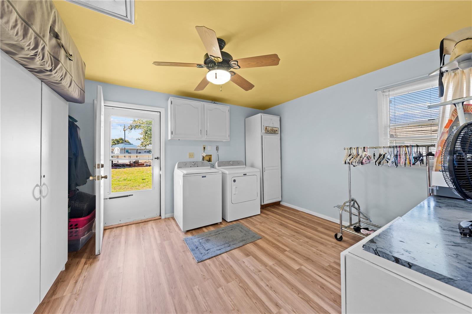 Image 10 of 65 For 6130 Lake Lizzie Drive