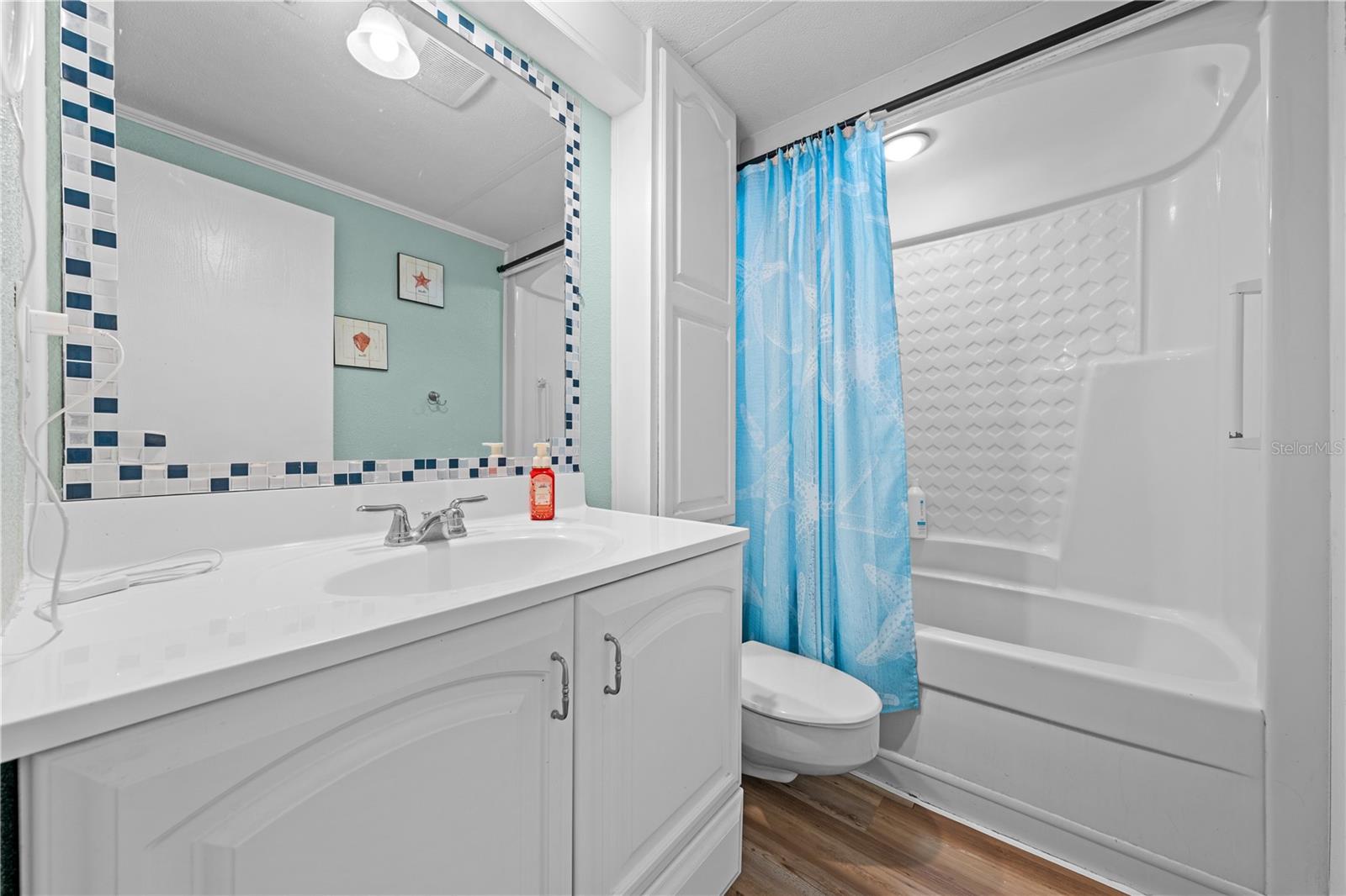 Image 16 of 65 For 6130 Lake Lizzie Drive