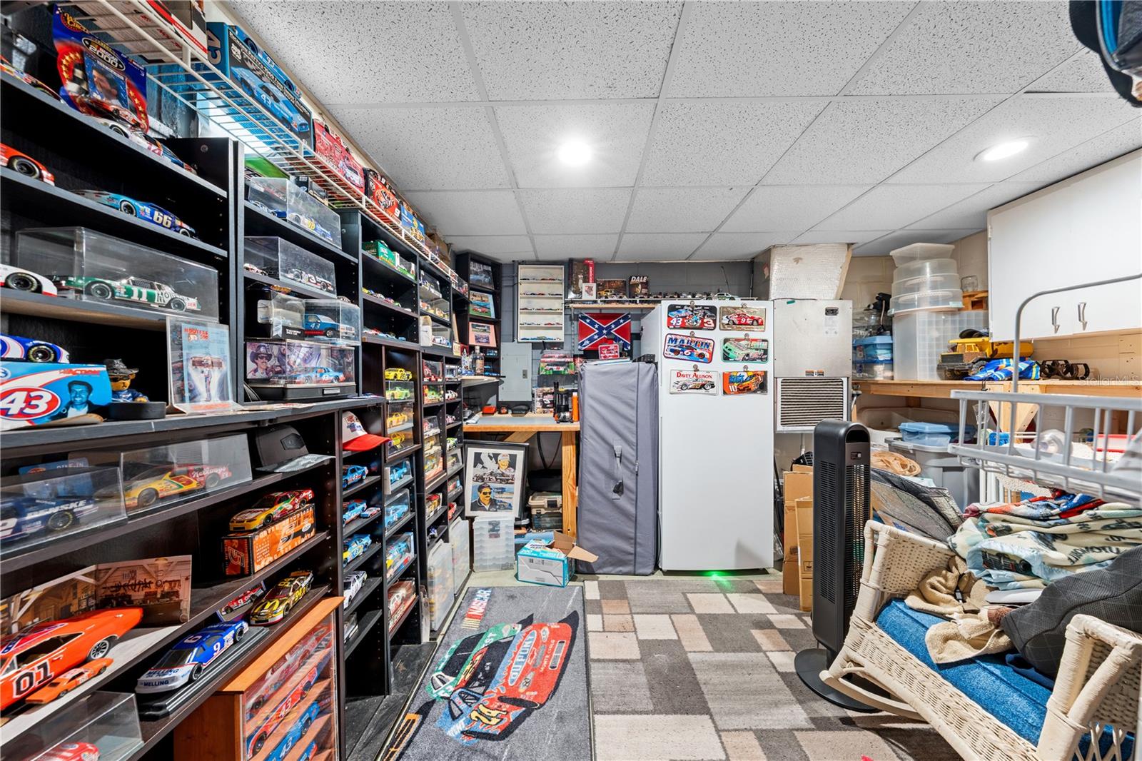 Image 45 of 65 For 6130 Lake Lizzie Drive