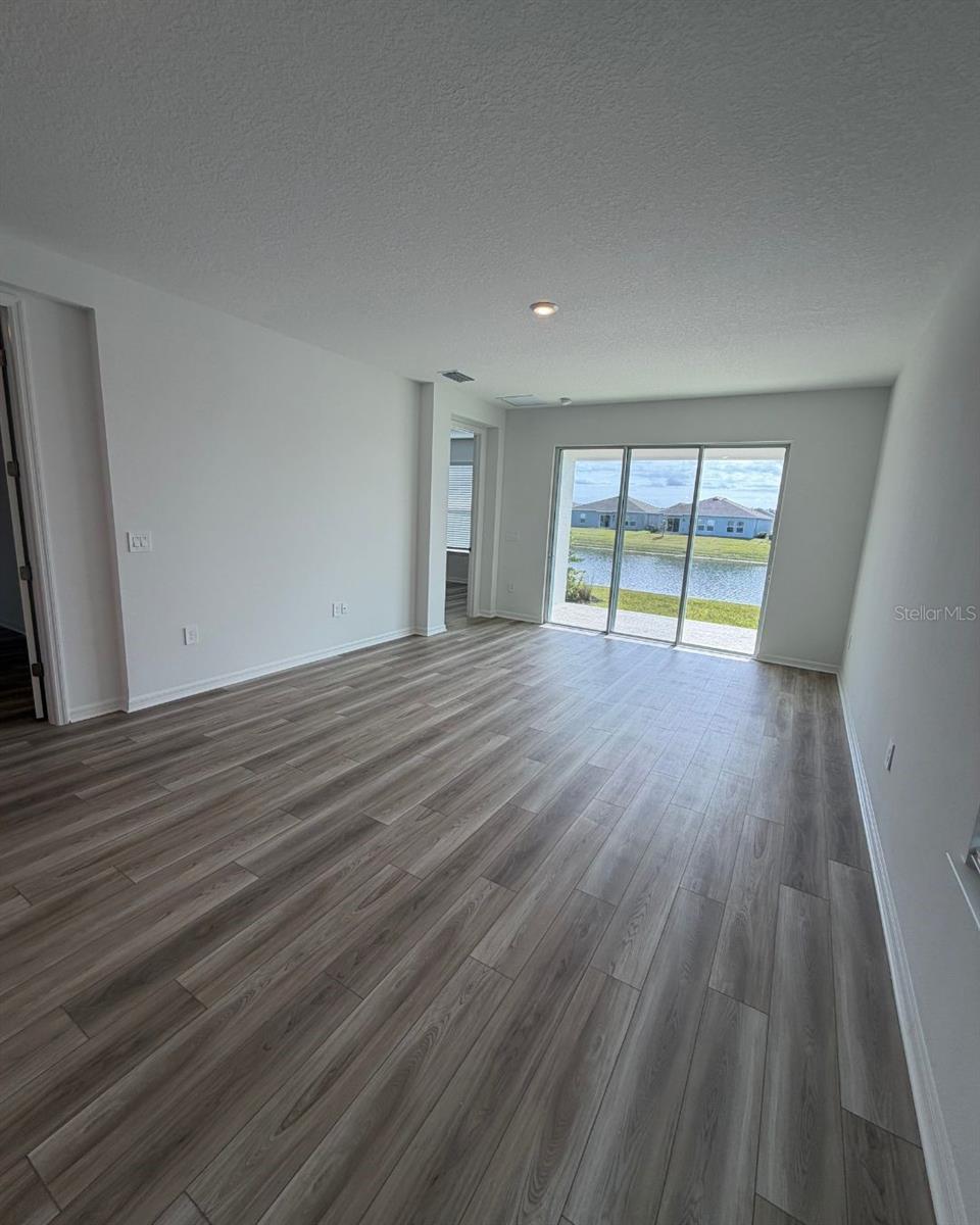 Image 11 of 26 For 5726 Gingham Drive