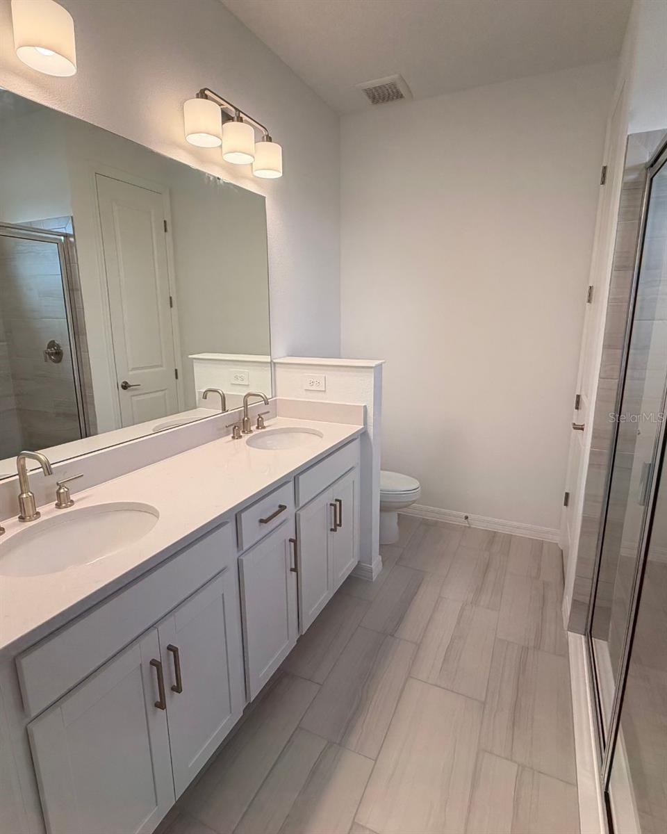 Image 16 of 26 For 5726 Gingham Drive