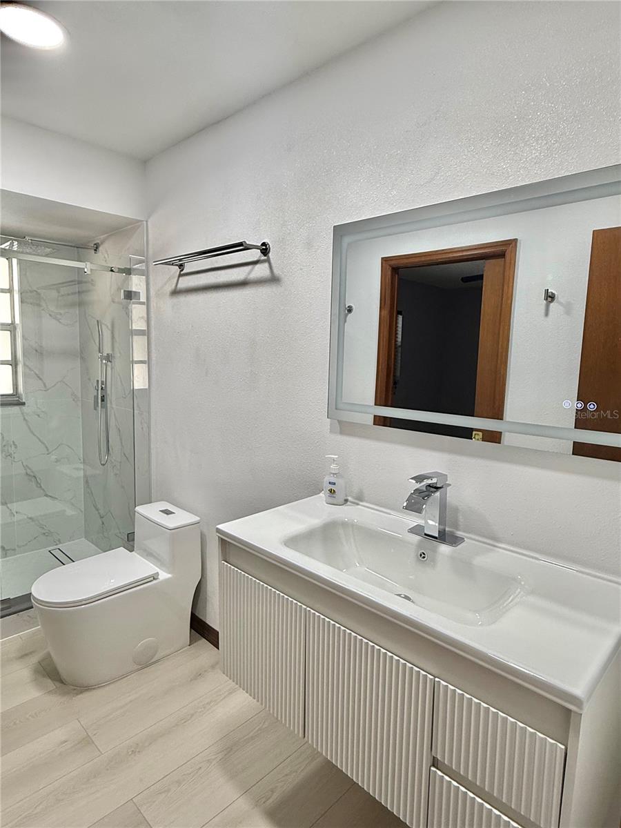 Image 34 of 59 For 2503 Woodhaven Court