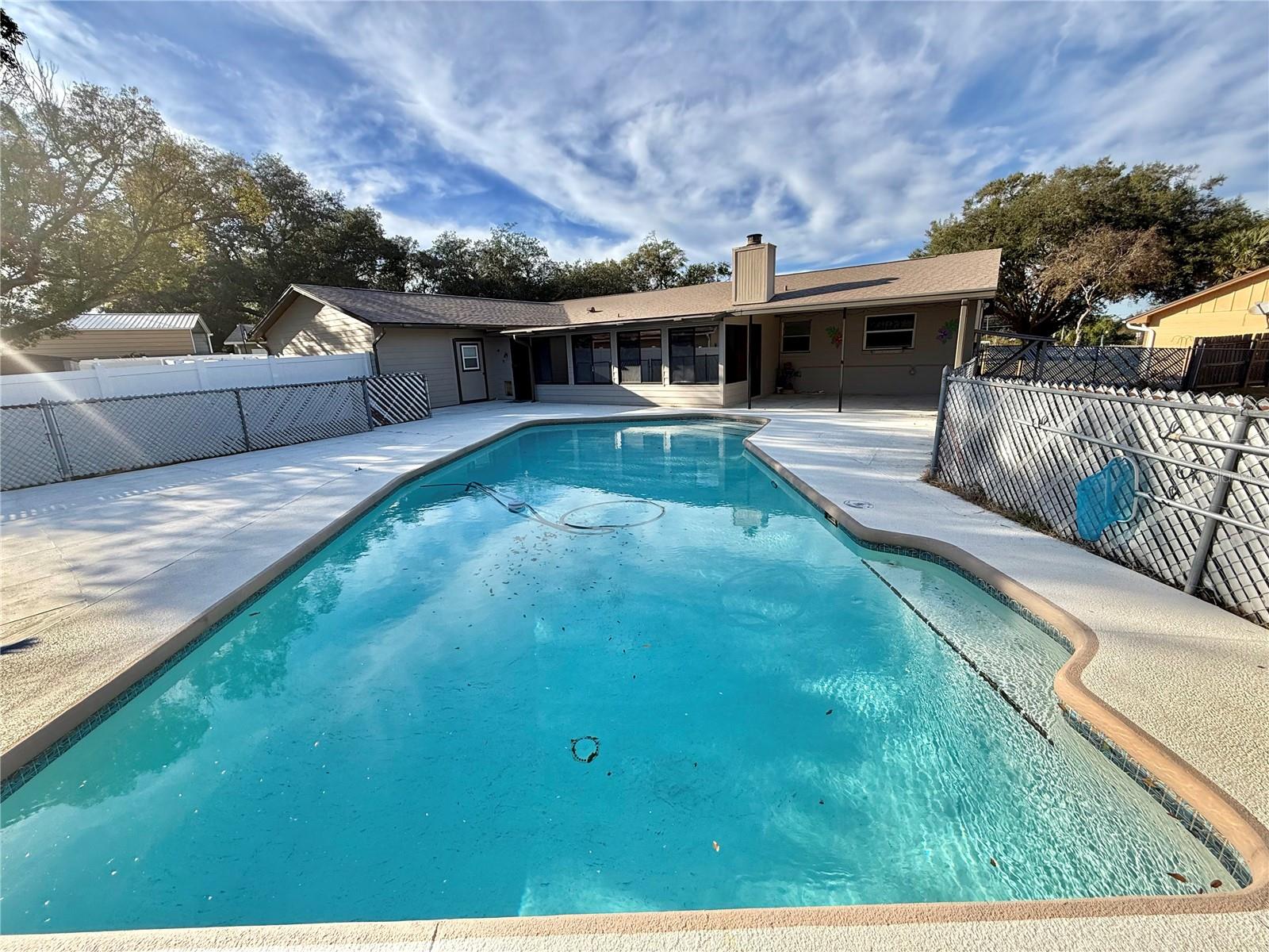 Image 46 of 59 For 2503 Woodhaven Court