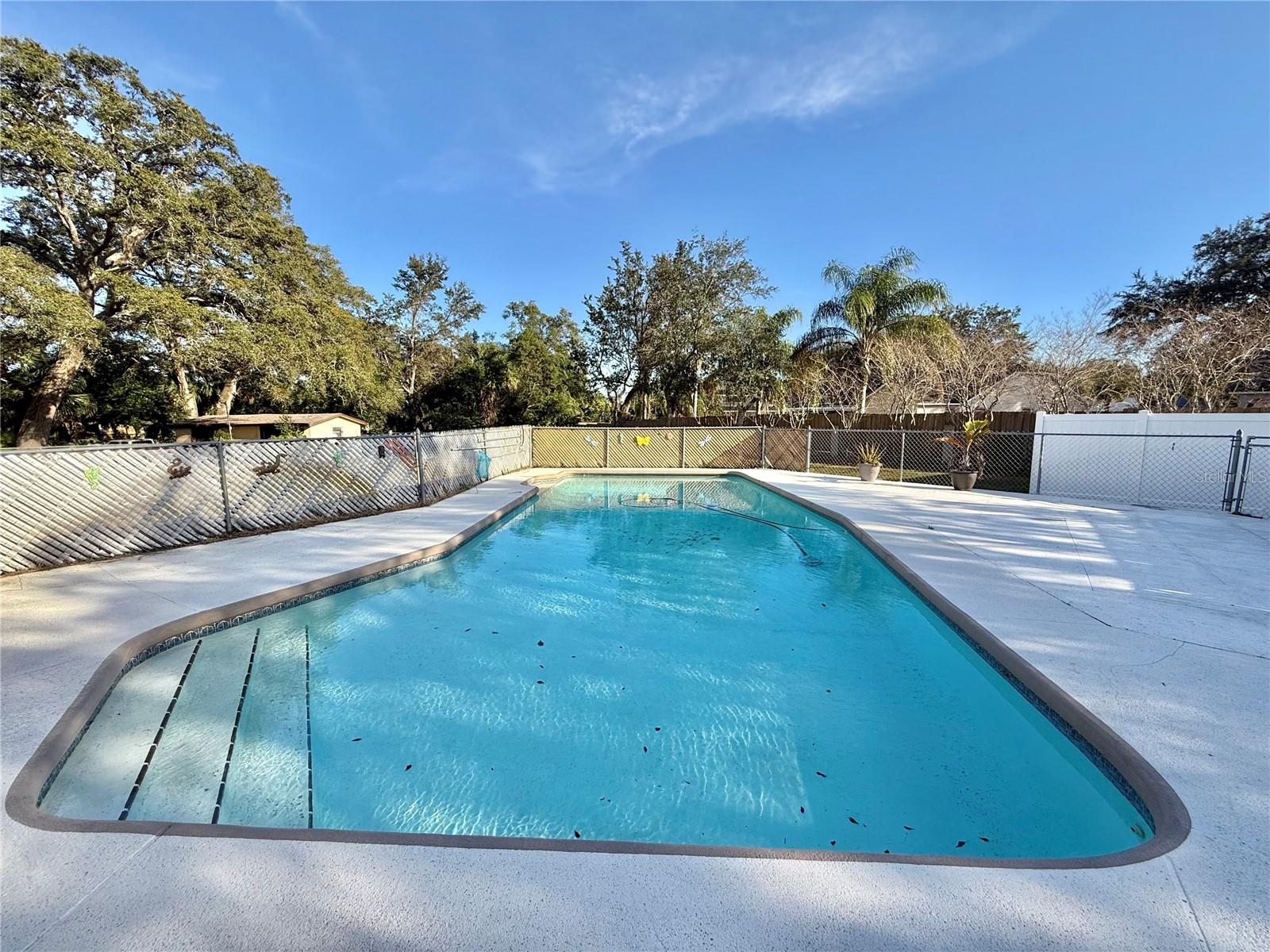 Image 49 of 59 For 2503 Woodhaven Court