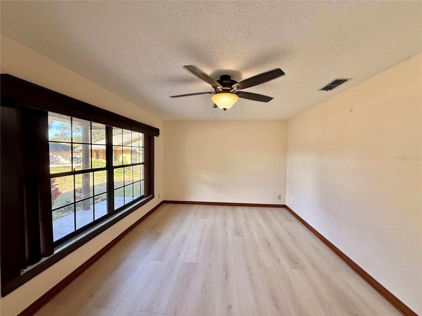 Image 6 of 59 For 2503 Woodhaven Court