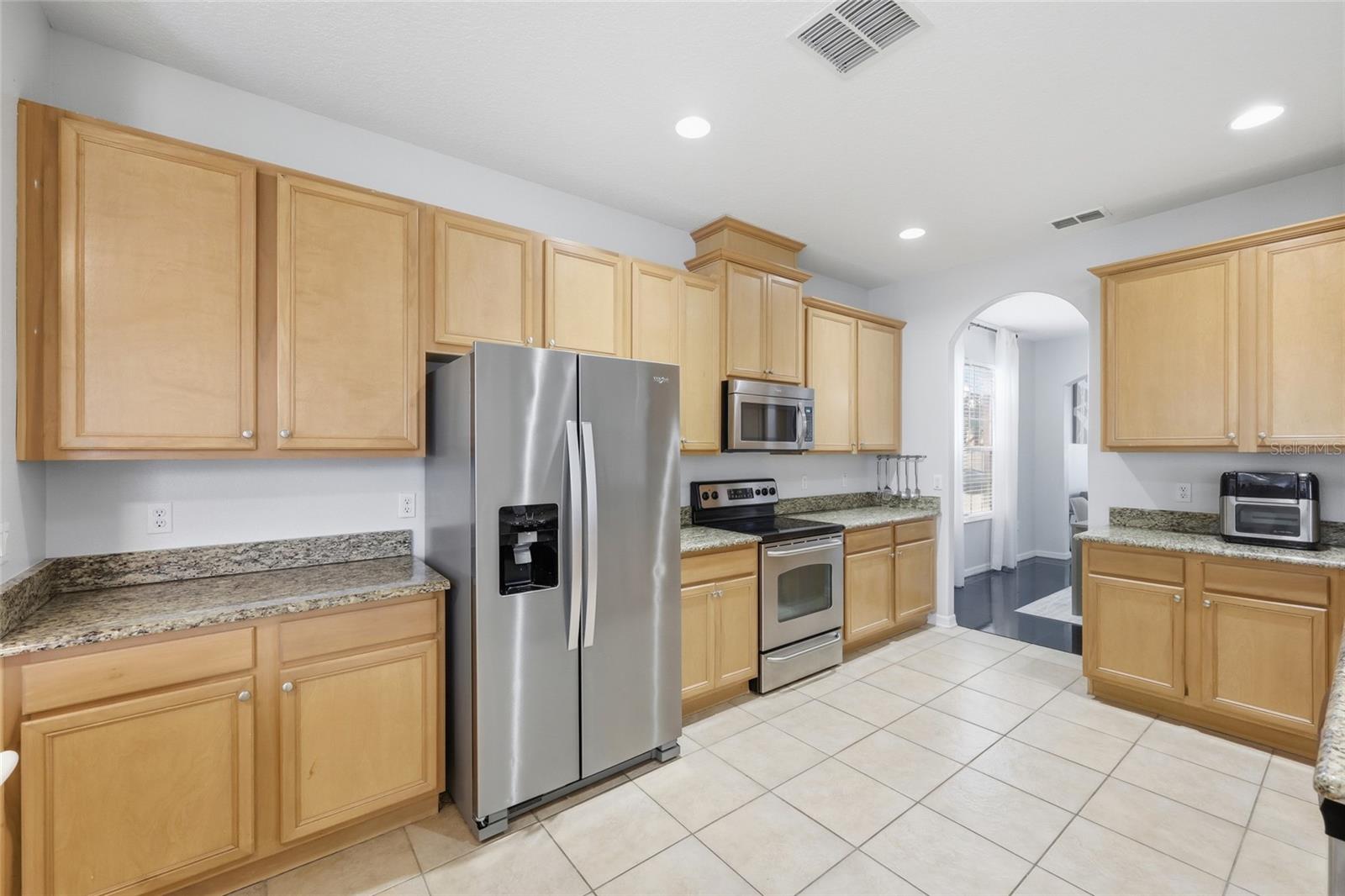 Image 18 of 51 For 12633 Weatherford Way