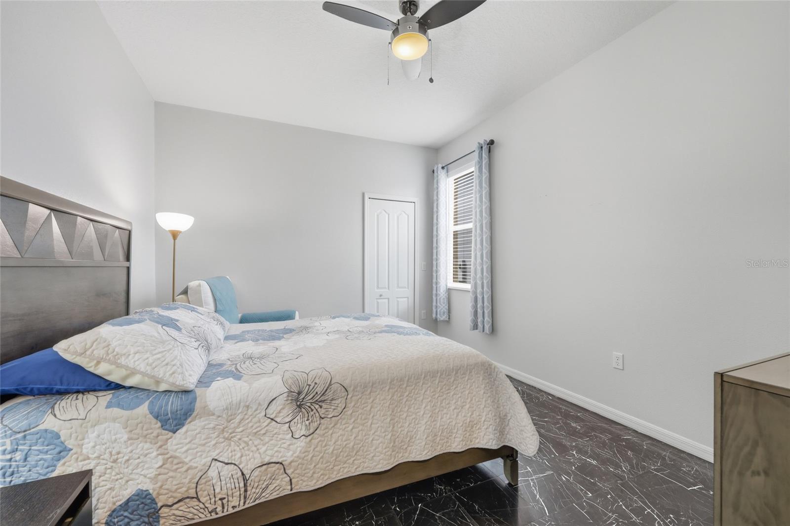 Image 36 of 51 For 12633 Weatherford Way