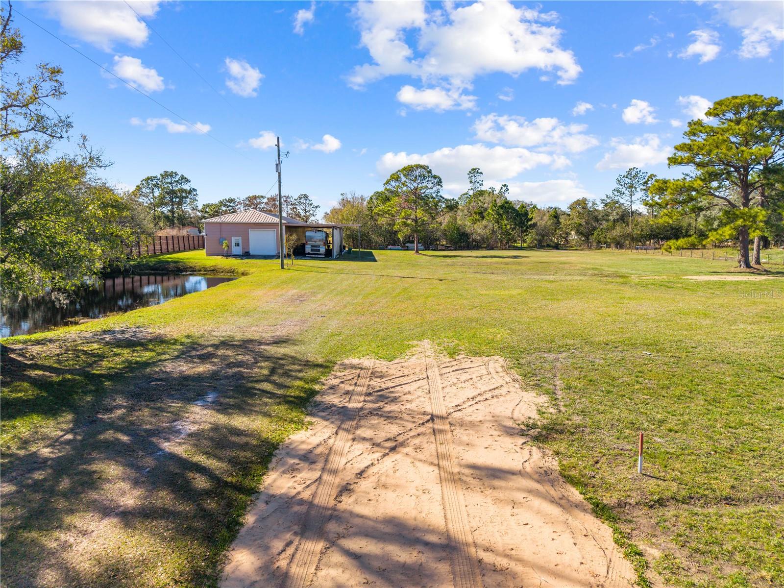 Image 13 of 30 For 3936 Lakeview Acres Road