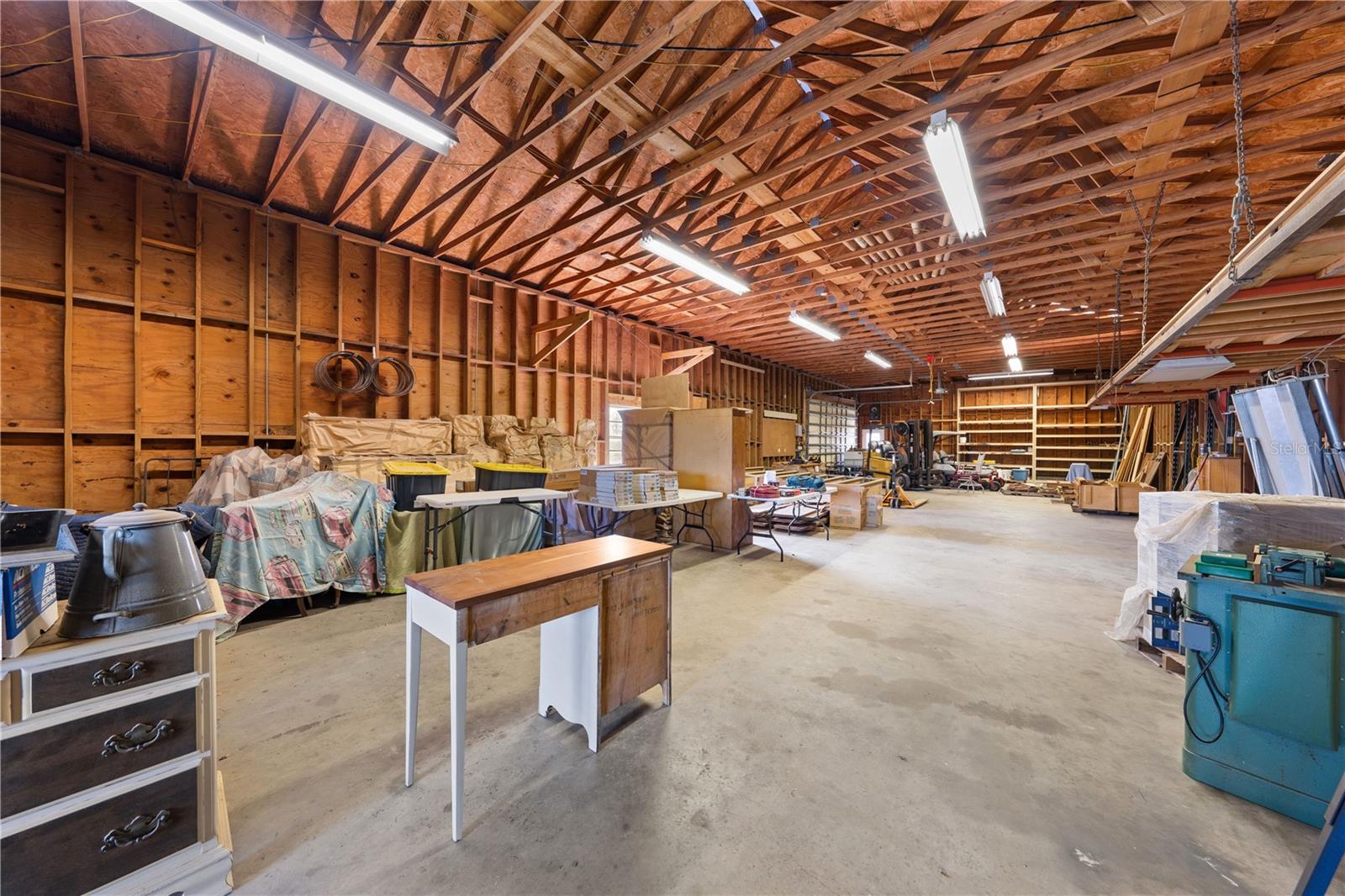 Image 17 of 30 For 3936 Lakeview Acres Road