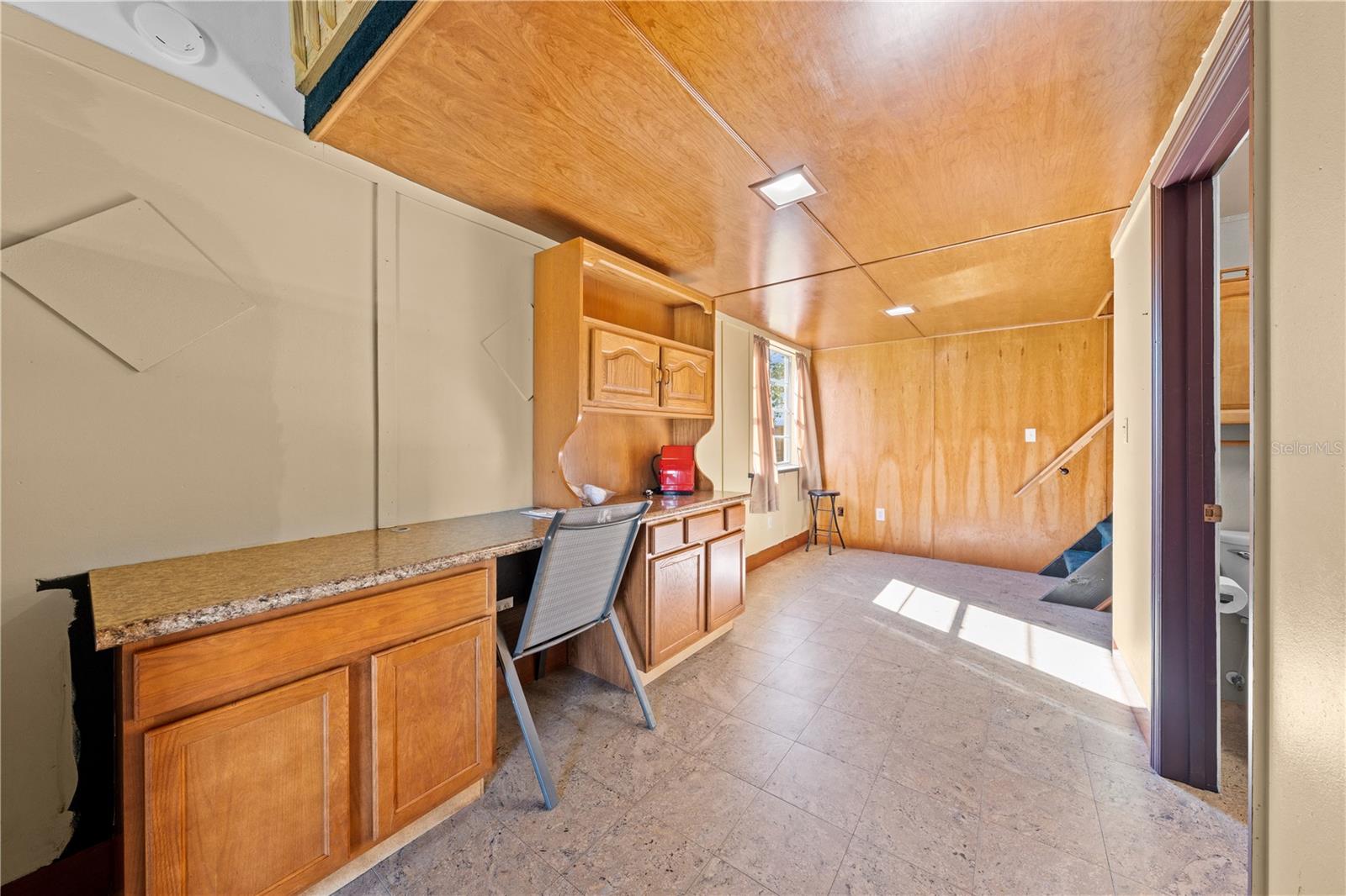 Image 28 of 30 For 3936 Lakeview Acres Road