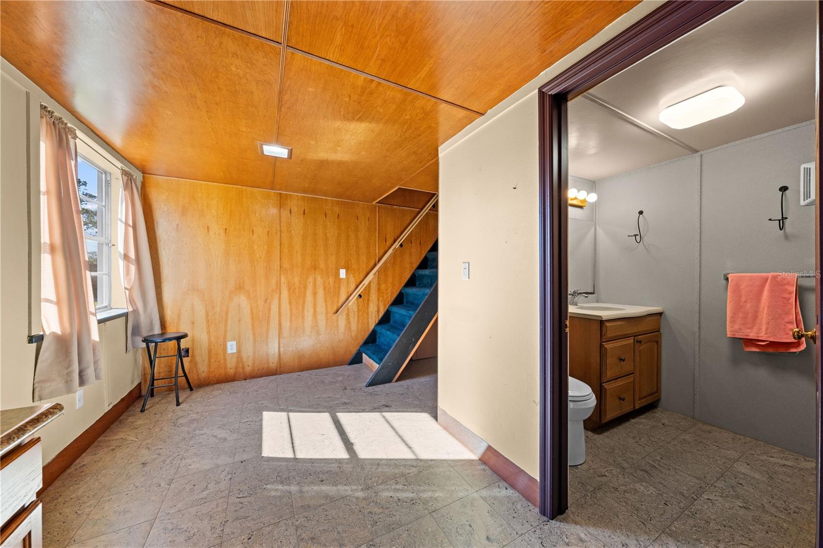 Image 29 of 30 For 3936 Lakeview Acres Road