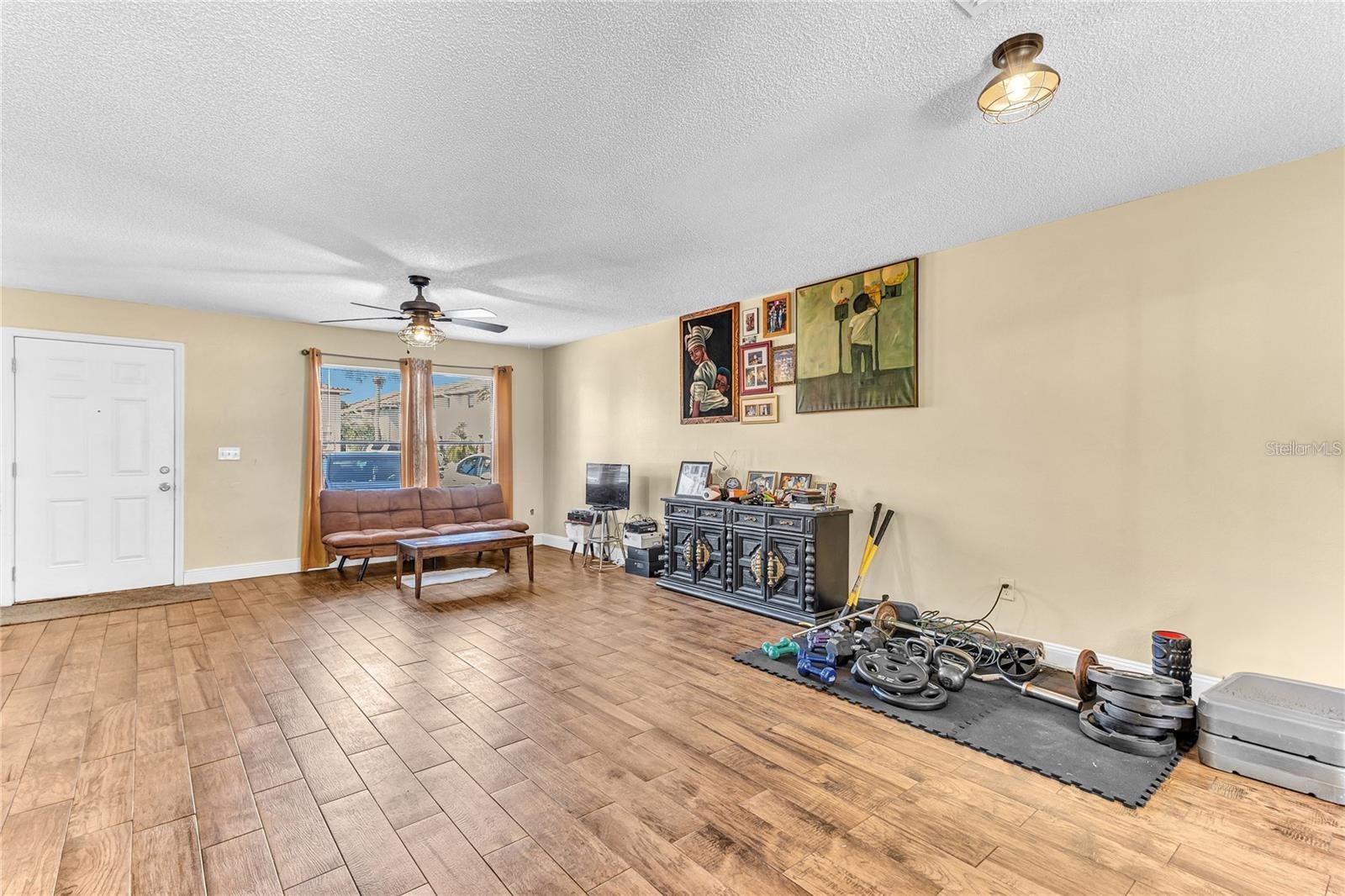 Image 11 of 28 For 1631 Little Falls Circle 92