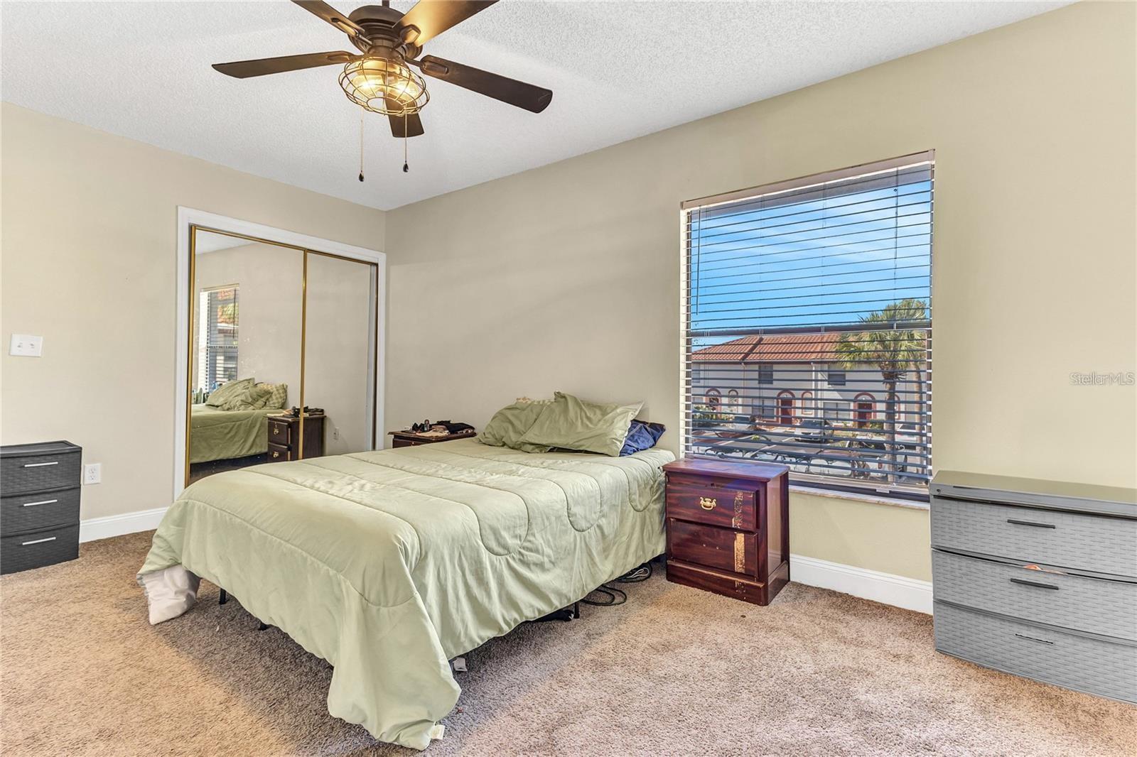 Image 17 of 28 For 1631 Little Falls Circle 92