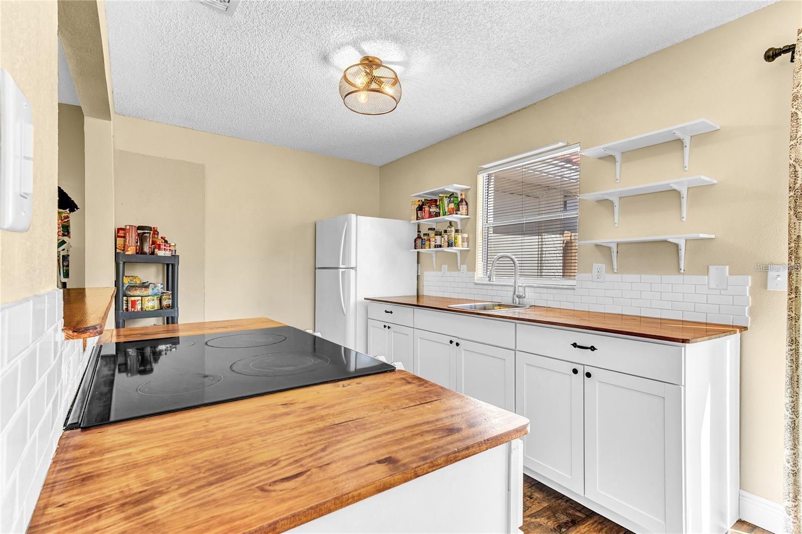 Image 8 of 28 For 1631 Little Falls Circle 92