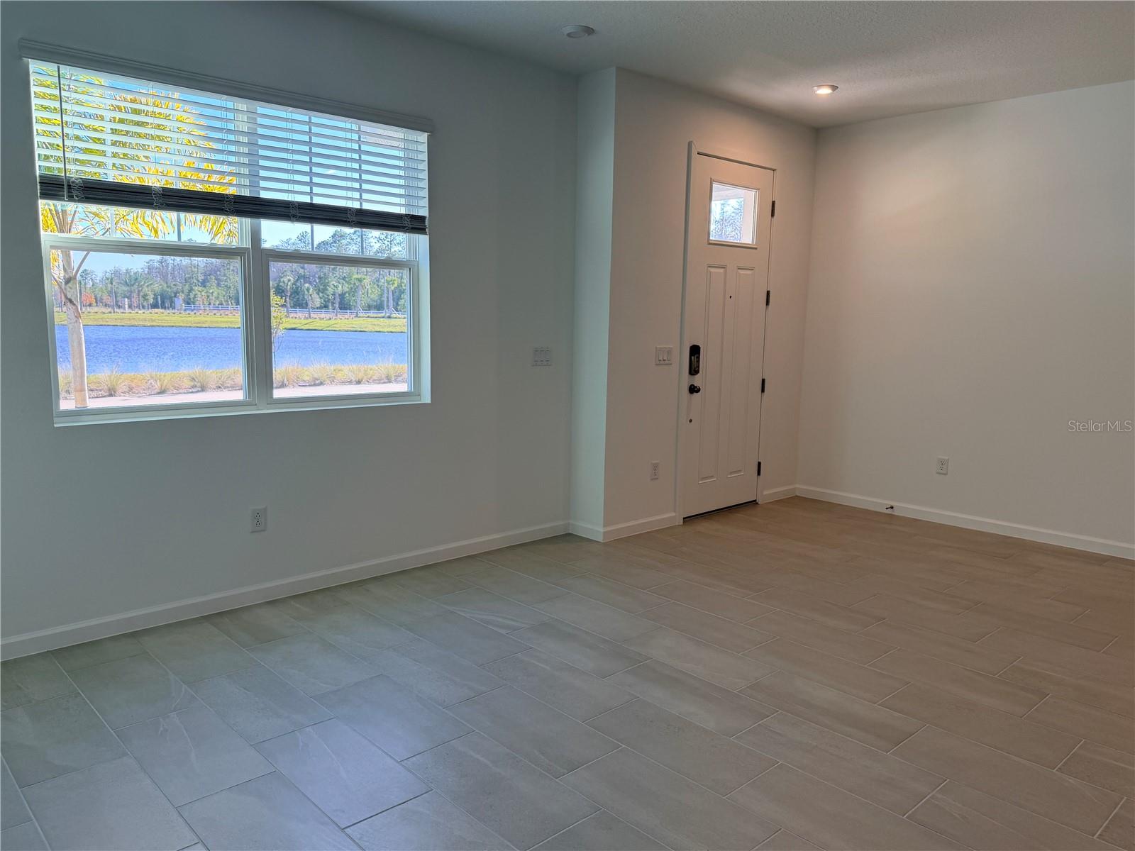 Image 13 of 74 For 9948 Red Canoe Alley