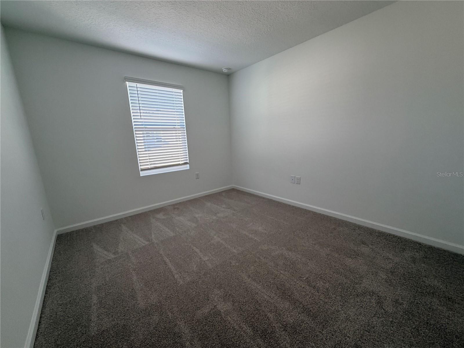 Image 18 of 74 For 9948 Red Canoe Alley