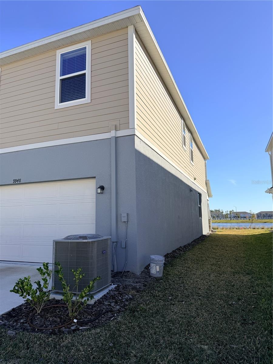 Image 3 of 74 For 9948 Red Canoe Alley