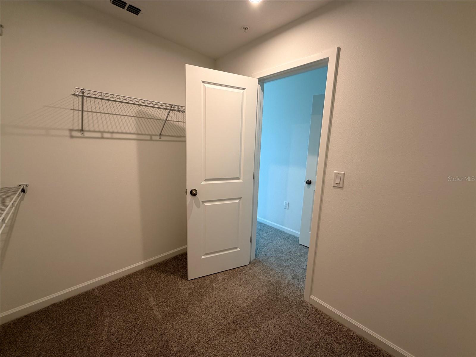 Image 30 of 74 For 9948 Red Canoe Alley