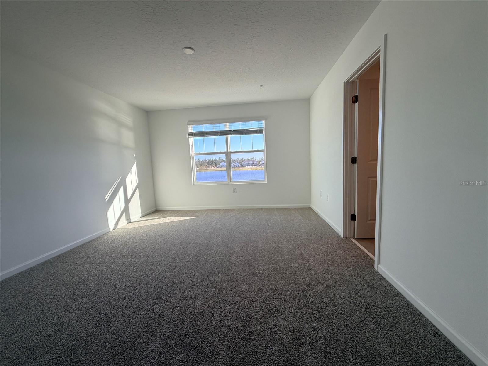 Image 35 of 74 For 9948 Red Canoe Alley