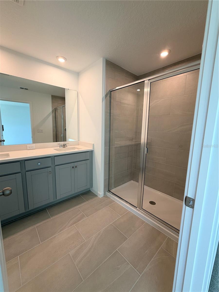 Image 39 of 74 For 9948 Red Canoe Alley