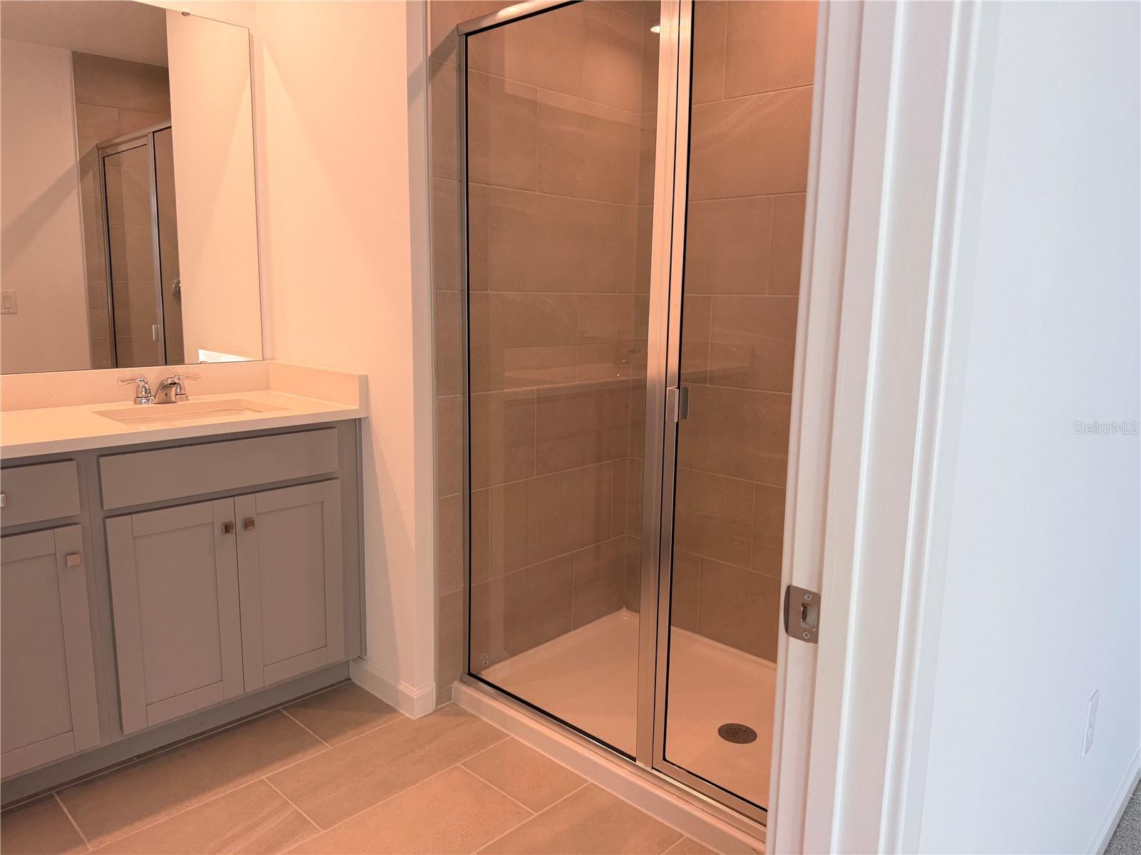 Image 40 of 74 For 9948 Red Canoe Alley